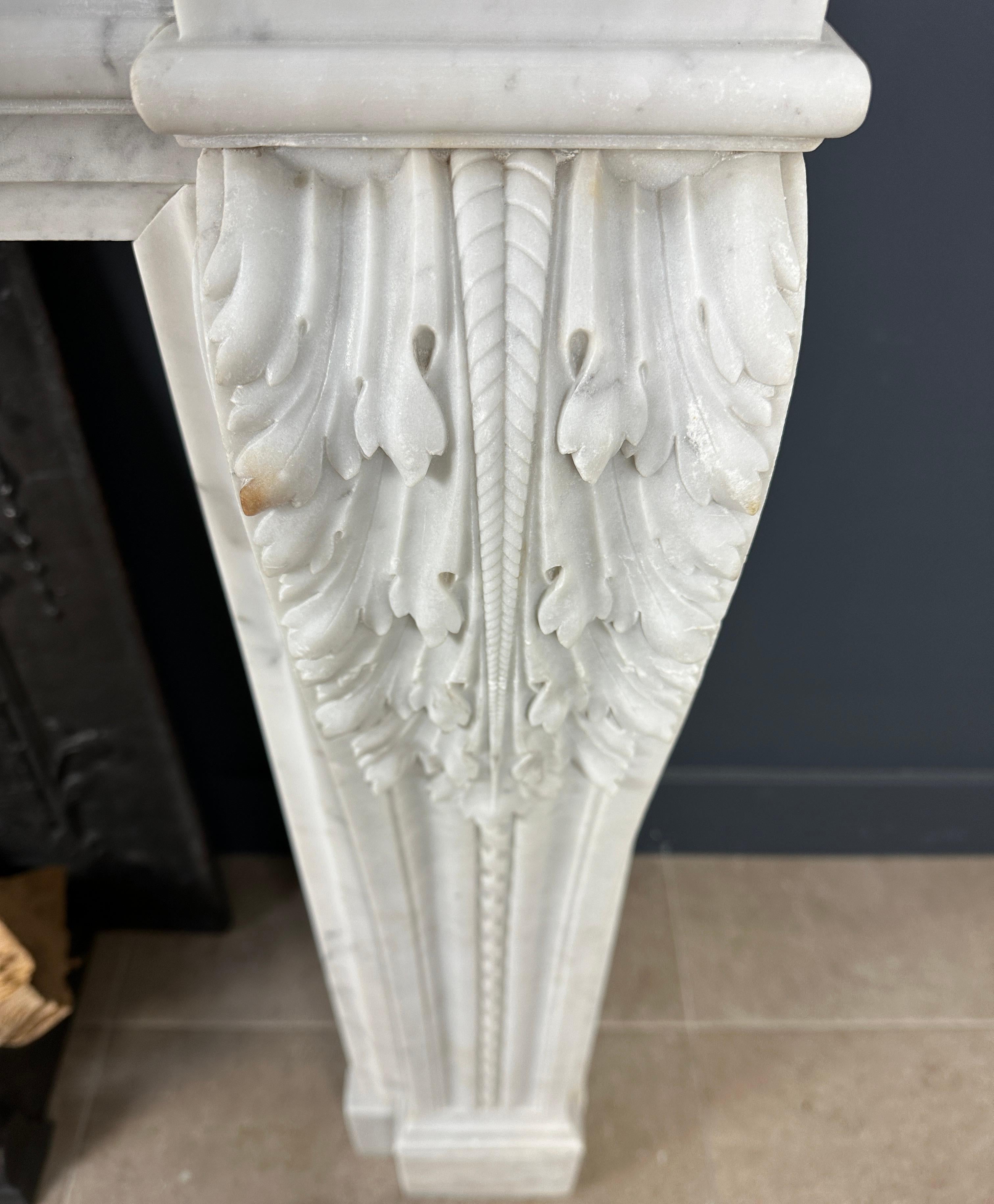 Beautiful French Antique Louis XV Front Fireplace in Carrara Marble For Sale 2