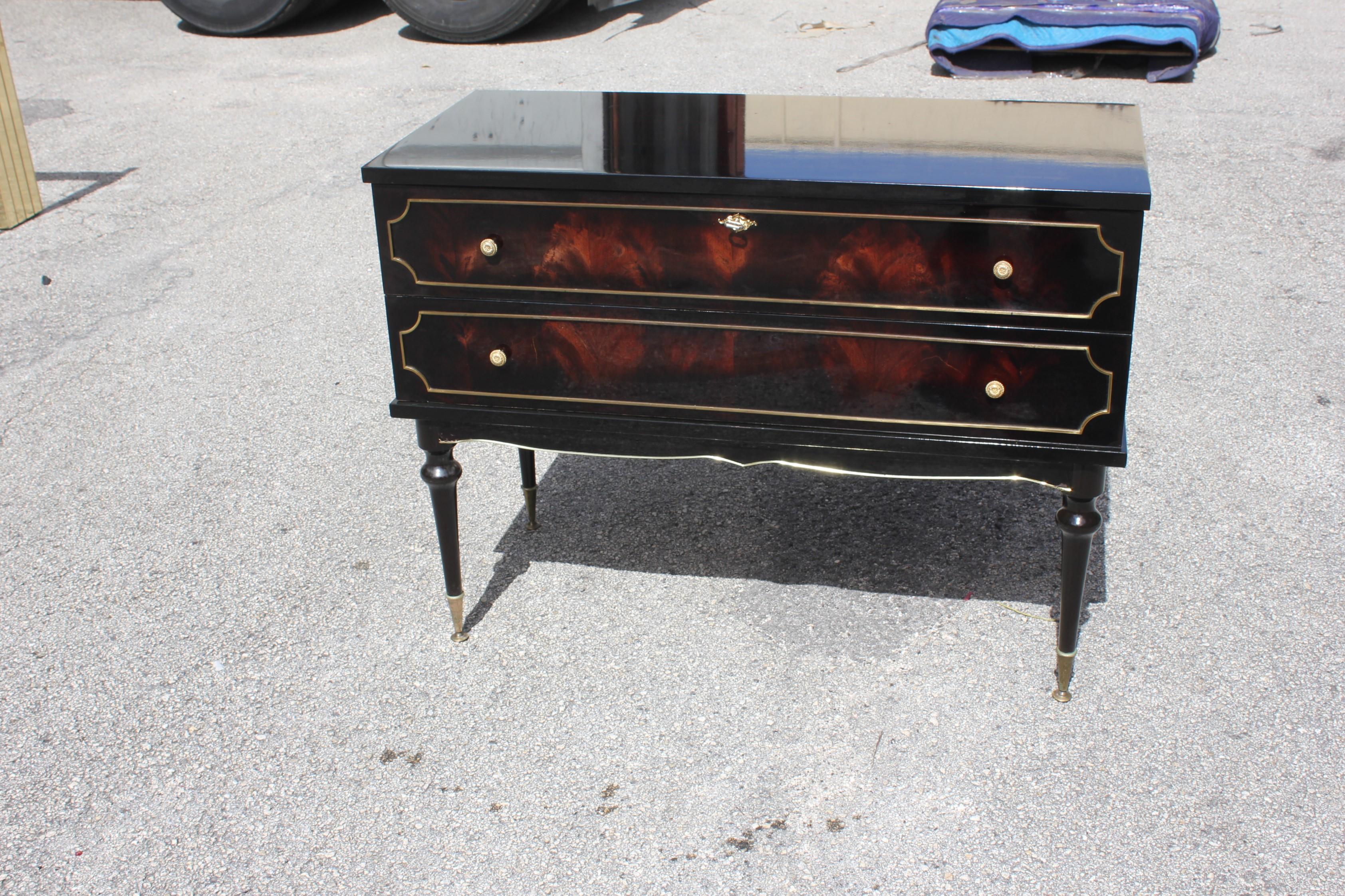 Beautiful French Art Deco Dark Mahogany Dresser or Commode, circa 1940s 8