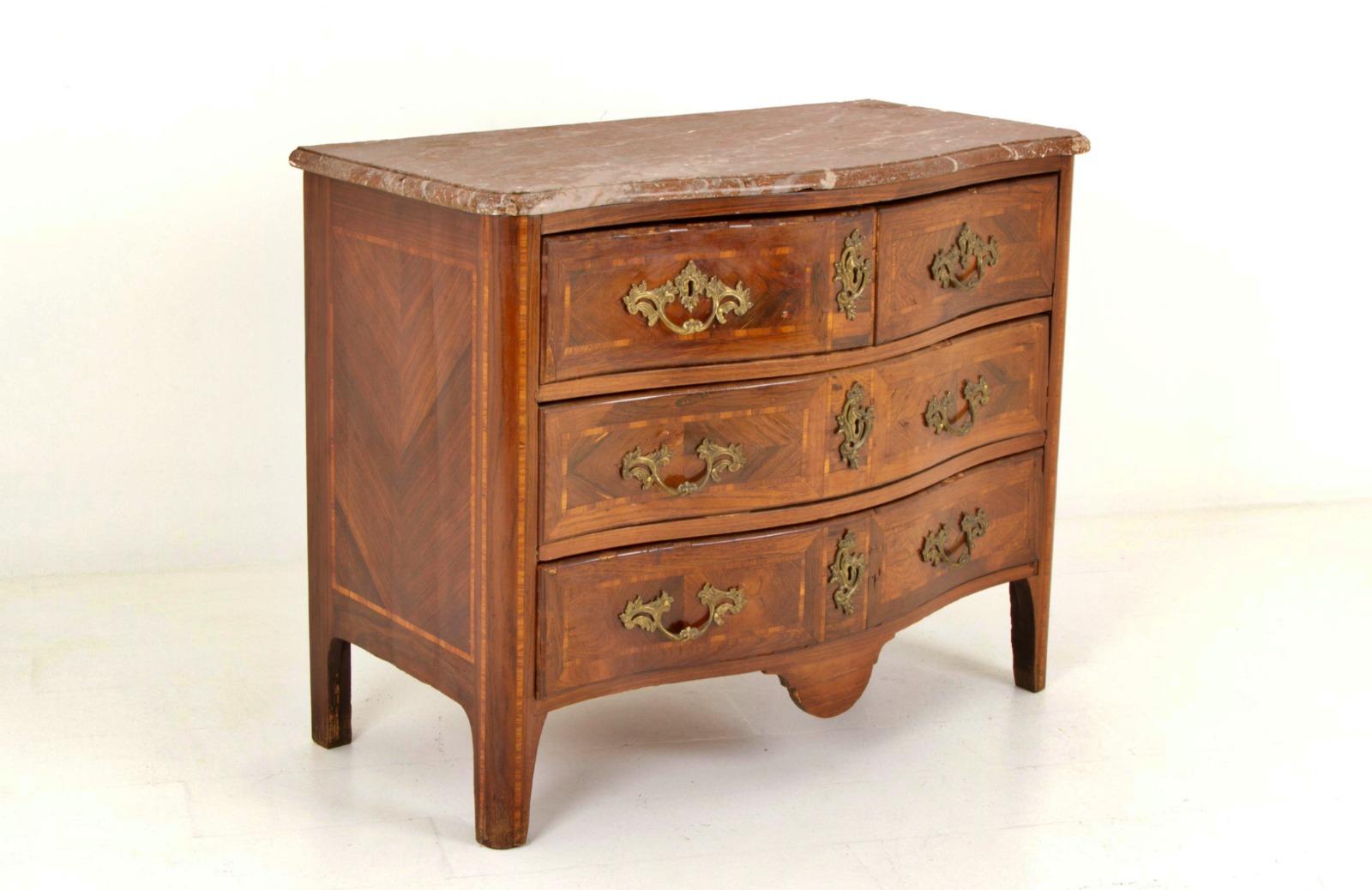 Italian Beautiful French Dresser, 18th Century For Sale