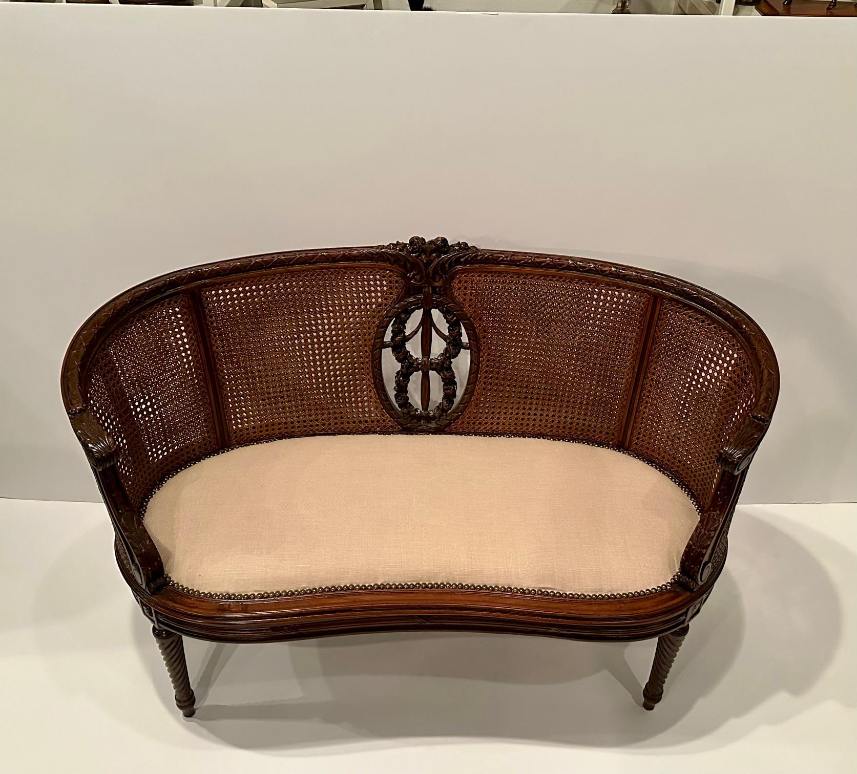 Beautiful French Hand Carved Mahogany & Caned Settee Loveseat For Sale 5