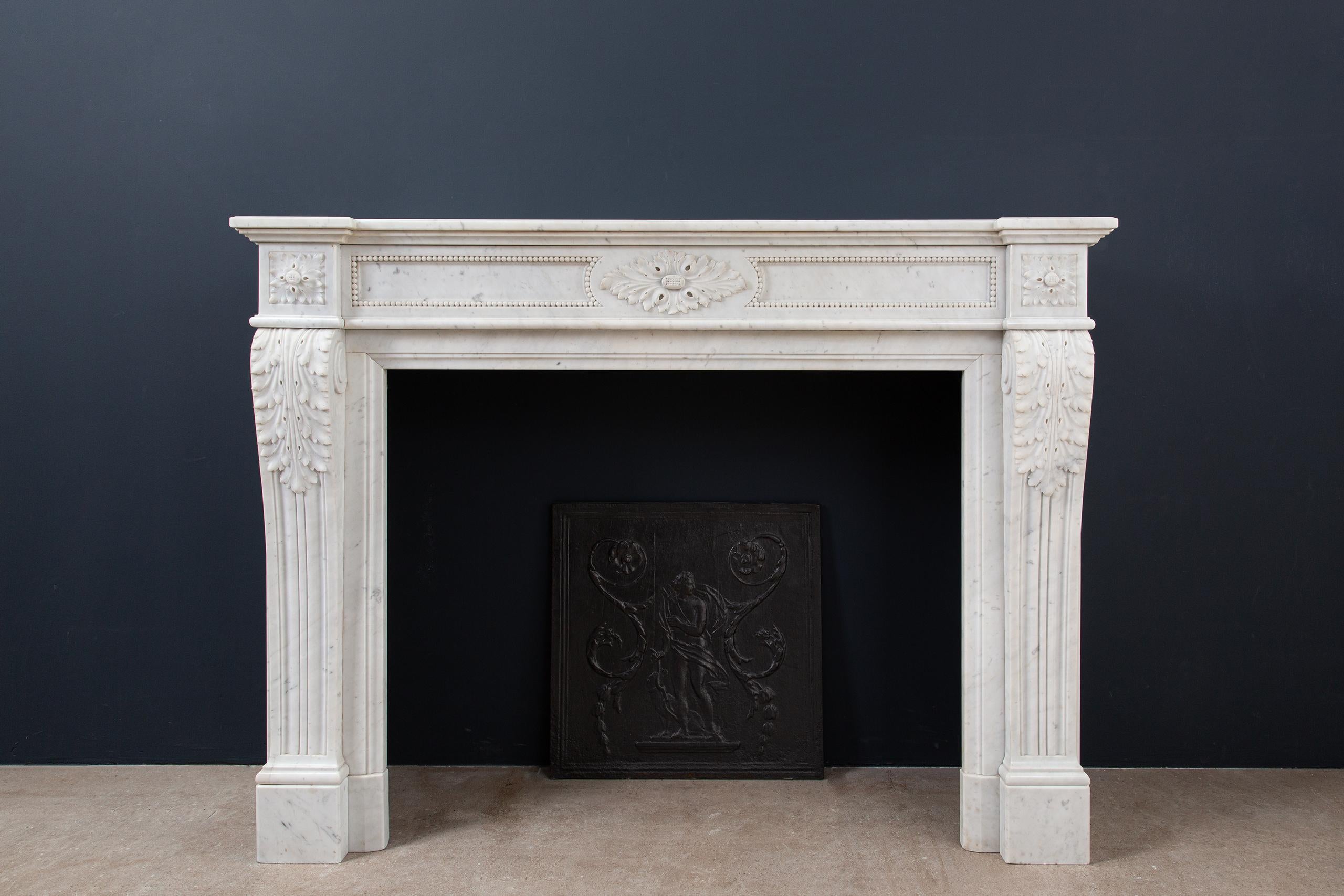 Louis XVI Beautiful French Louis XV Style Carrara Marble Fireplace Surround For Sale