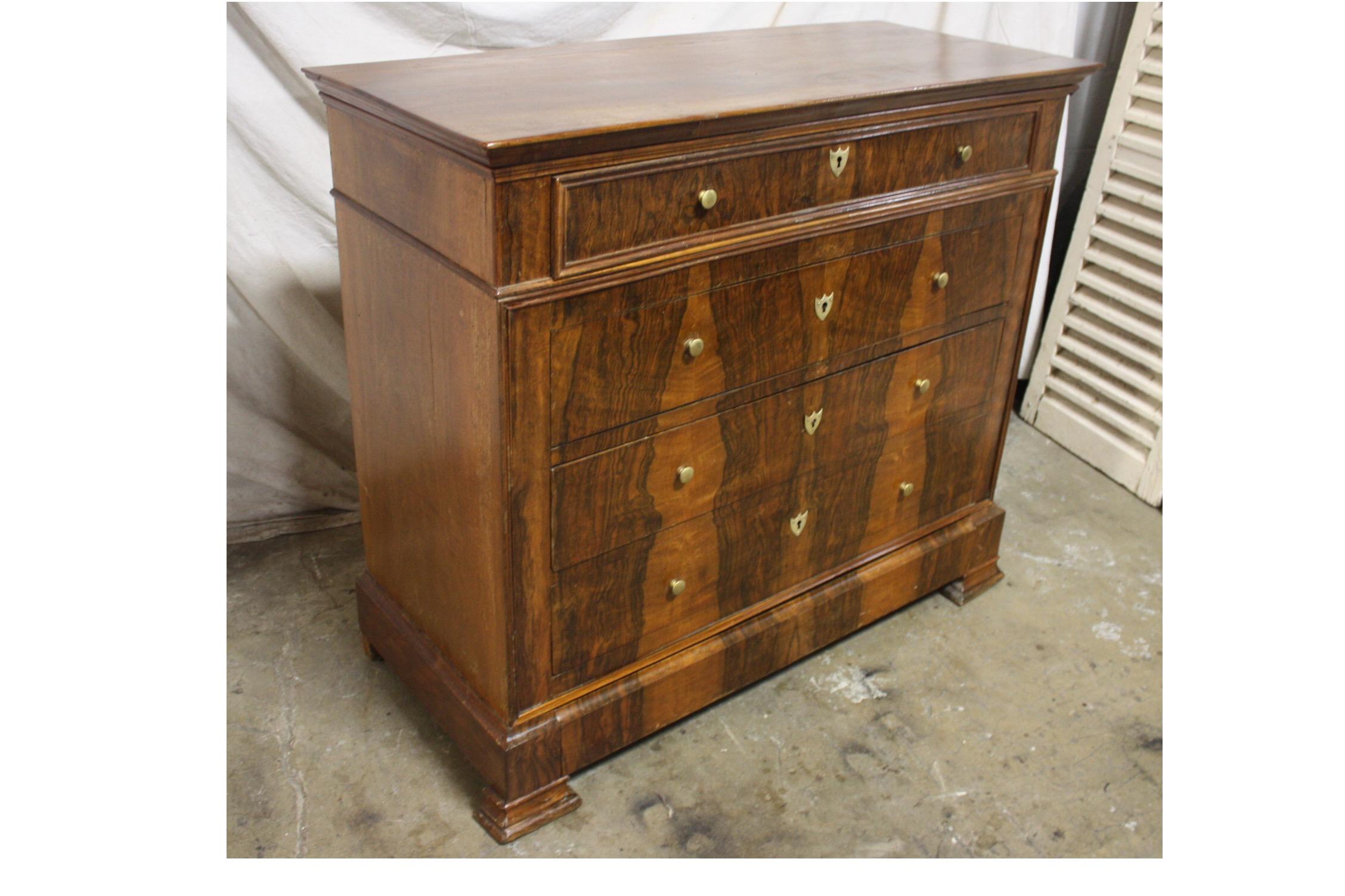 Beautiful French Louis-Philippe Flamed Walnut Chest 1
