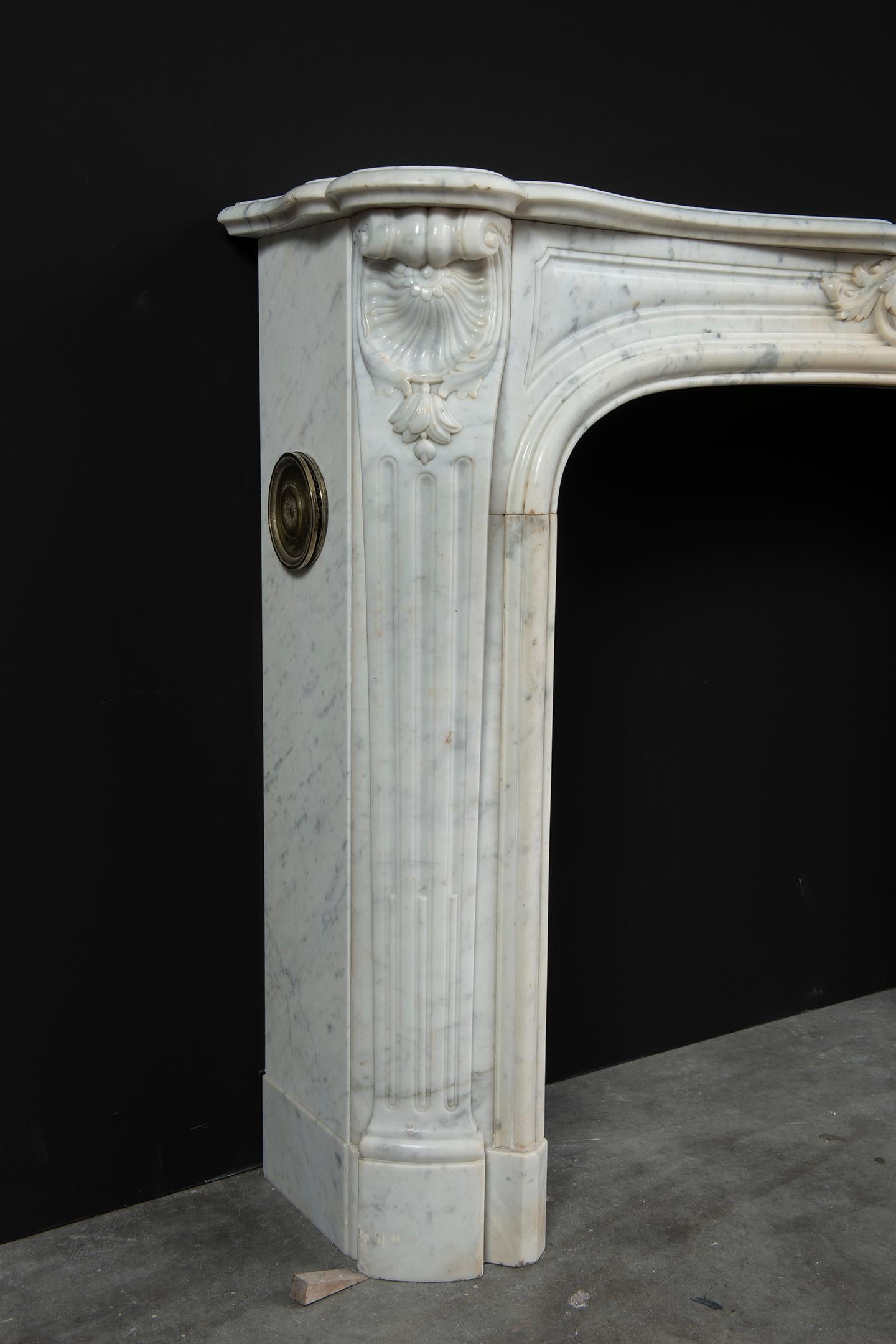 Beautiful French Louis XV Fireplace in White Marble, Paris- France 7