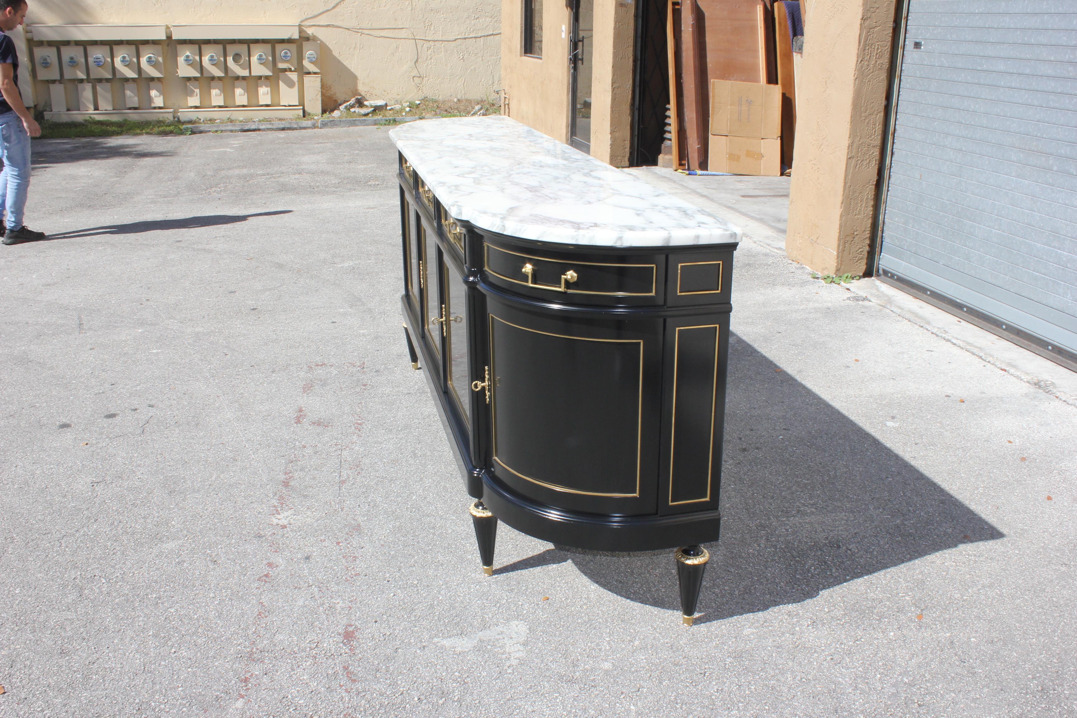 Beautiful Antique Sideboard or Buffet, circa 1910s 6