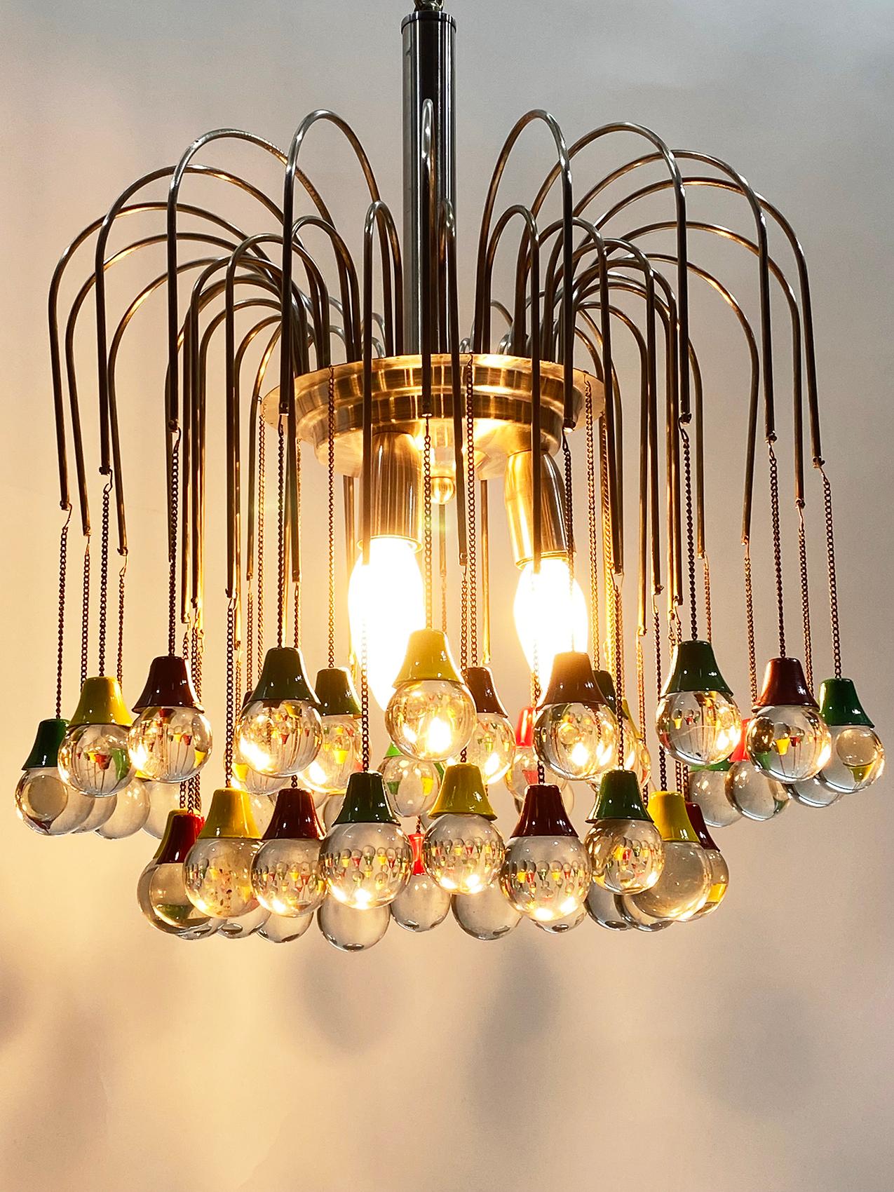 Beautiful French Teardrop Chandelier in Crystal, circa 1950 4