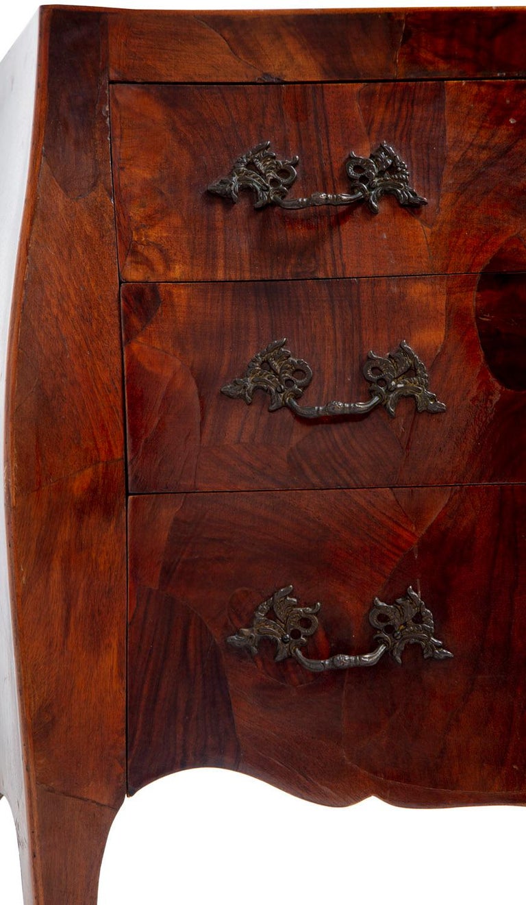 Beautiful Fruitwoods Italian Bombay Side Table For Sale at 1stDibs