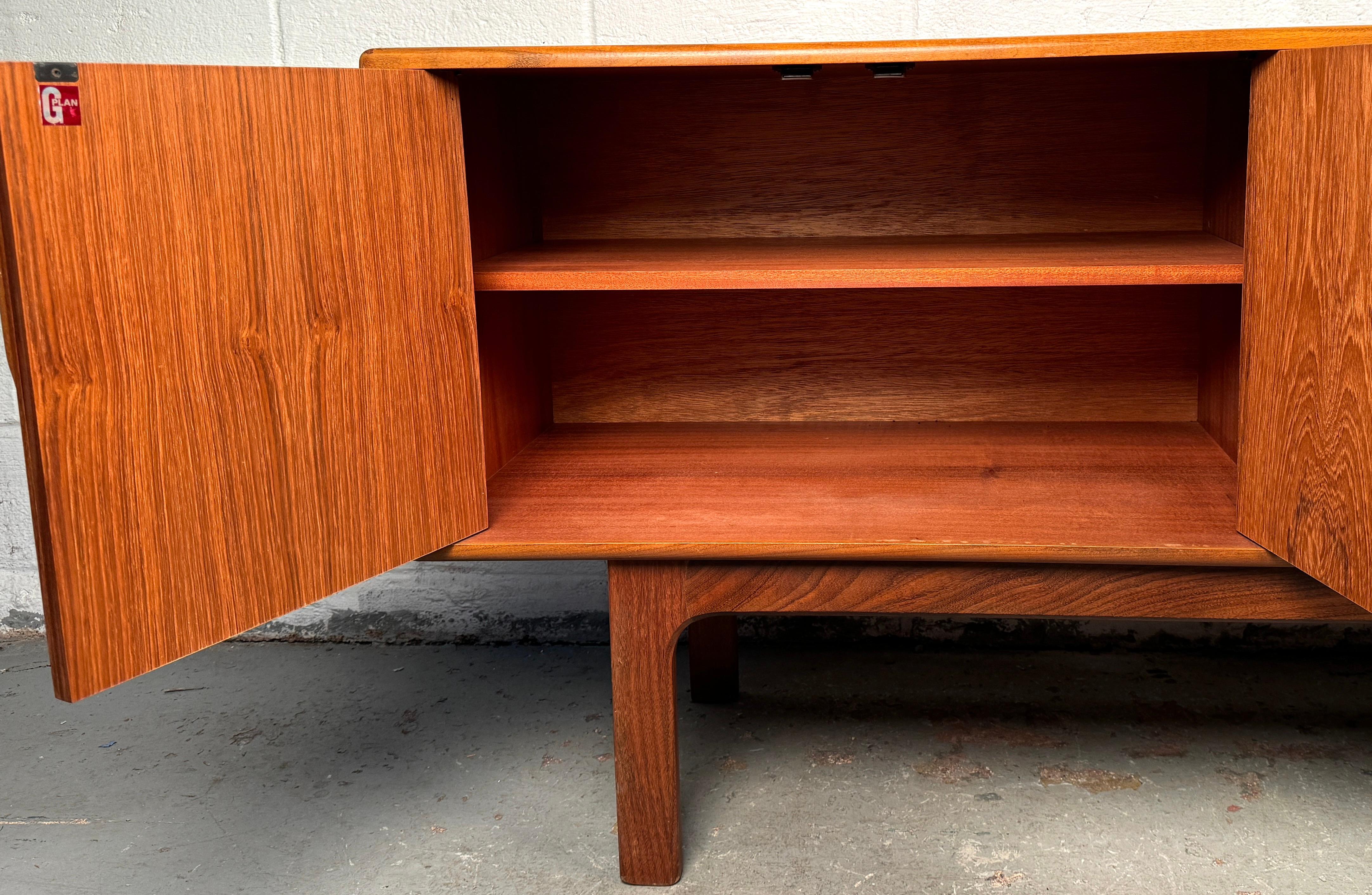 Splendida credenza G-Plan Brasilia in teak del Medioevo in vendita 10