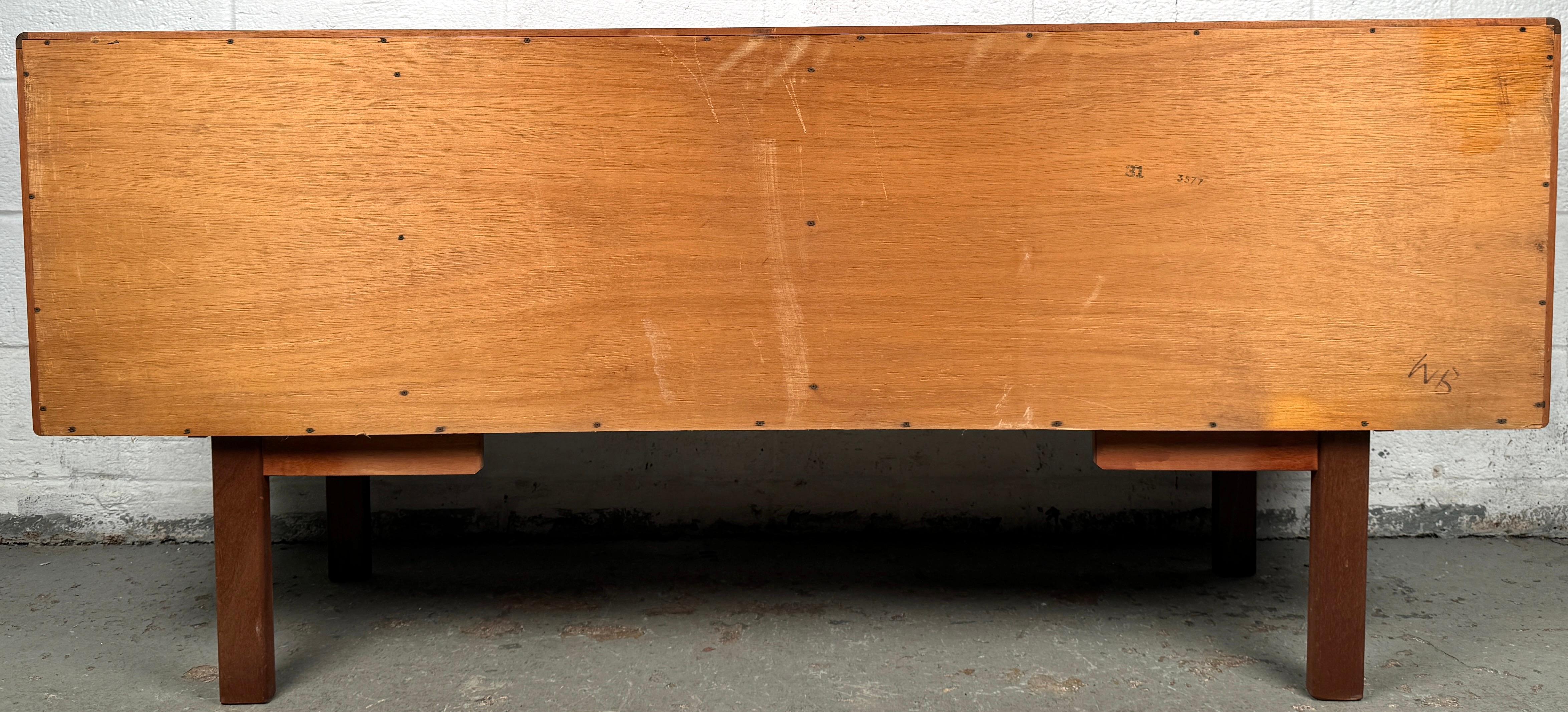 Splendida credenza G-Plan Brasilia in teak del Medioevo in vendita 11