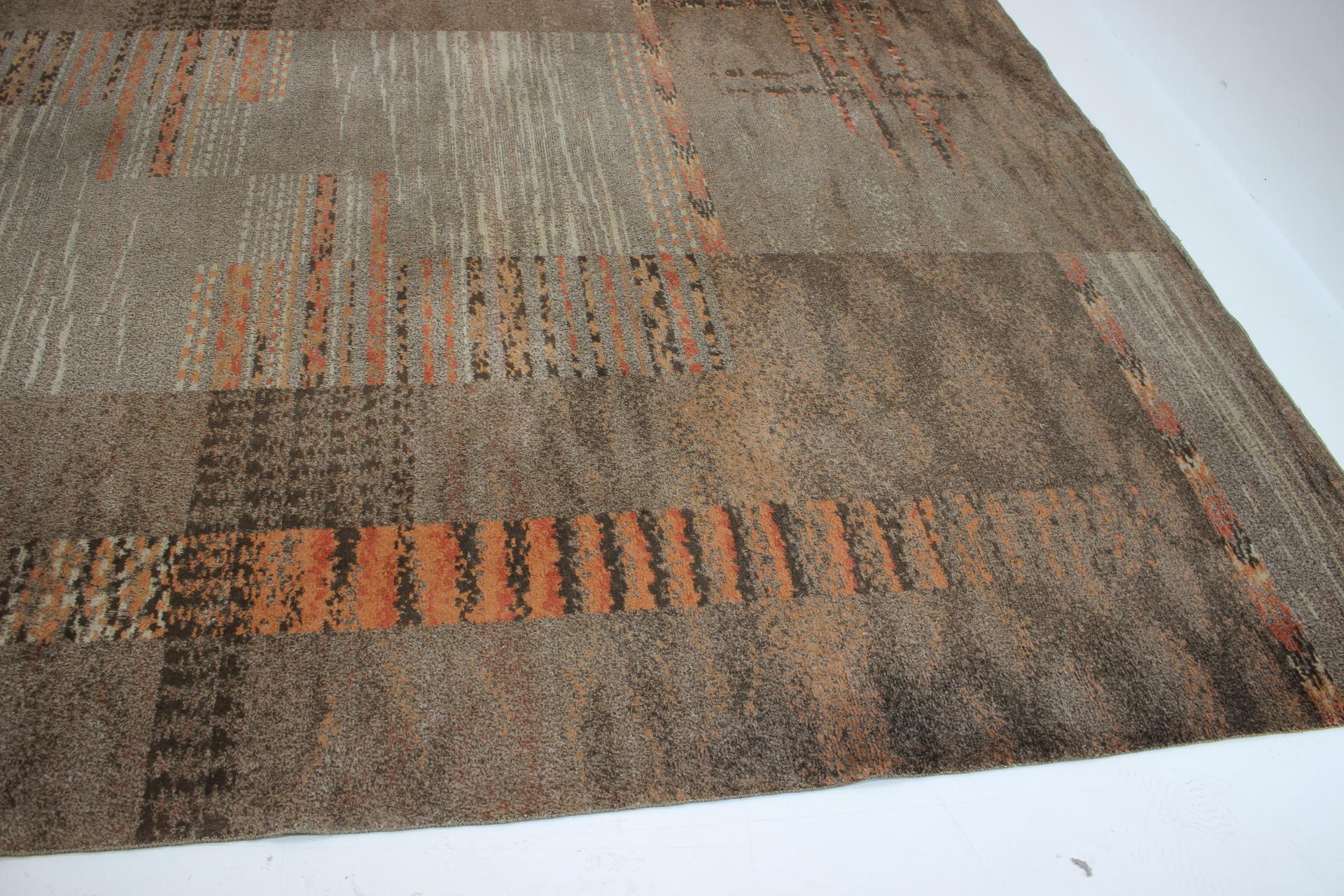 Czech Beautiful Geometric Abstract Design Wool Carpet / Rug, 1950s For Sale