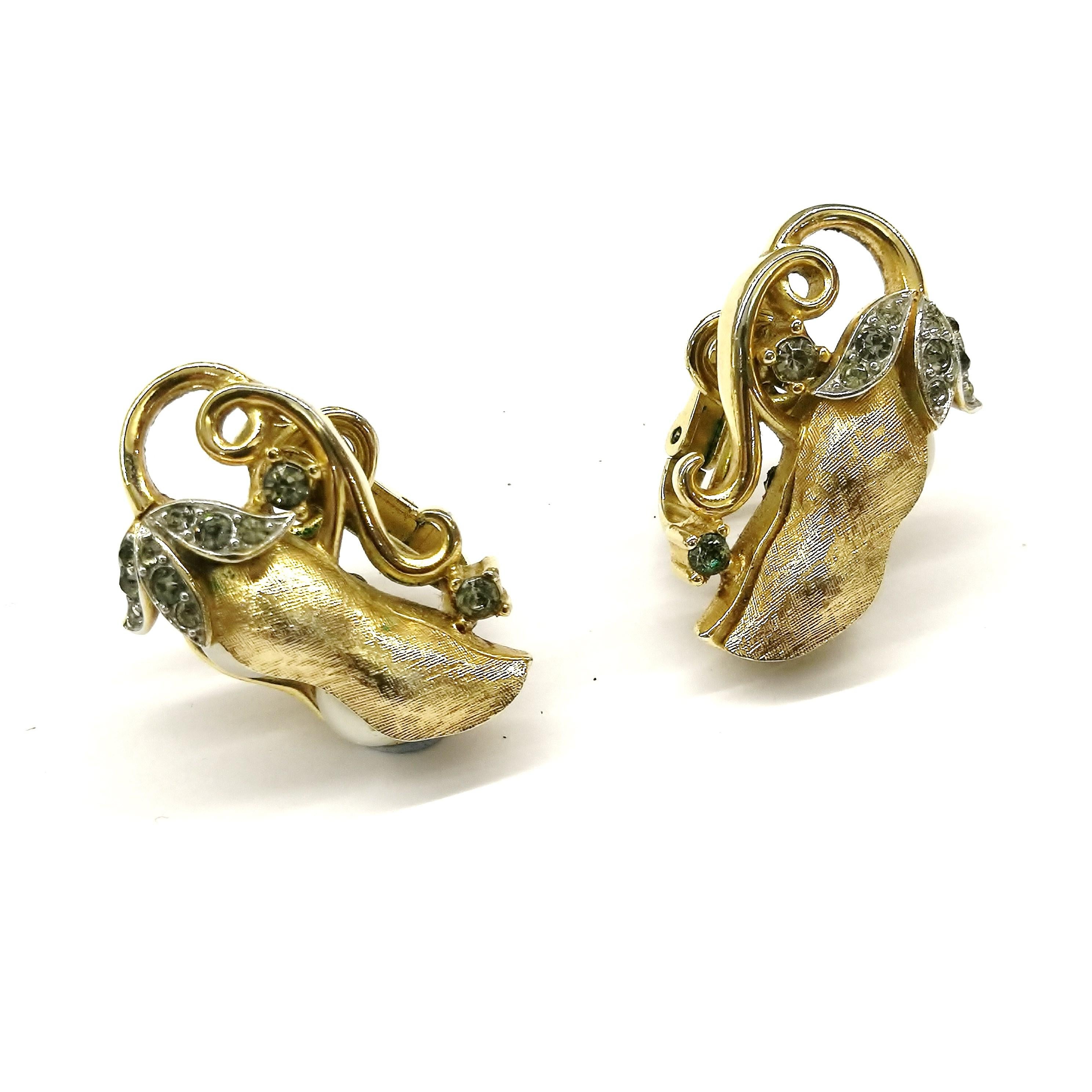 Beautiful gilded metal and paste 'peapod' earrings, Trifari, USA, 1960s 7