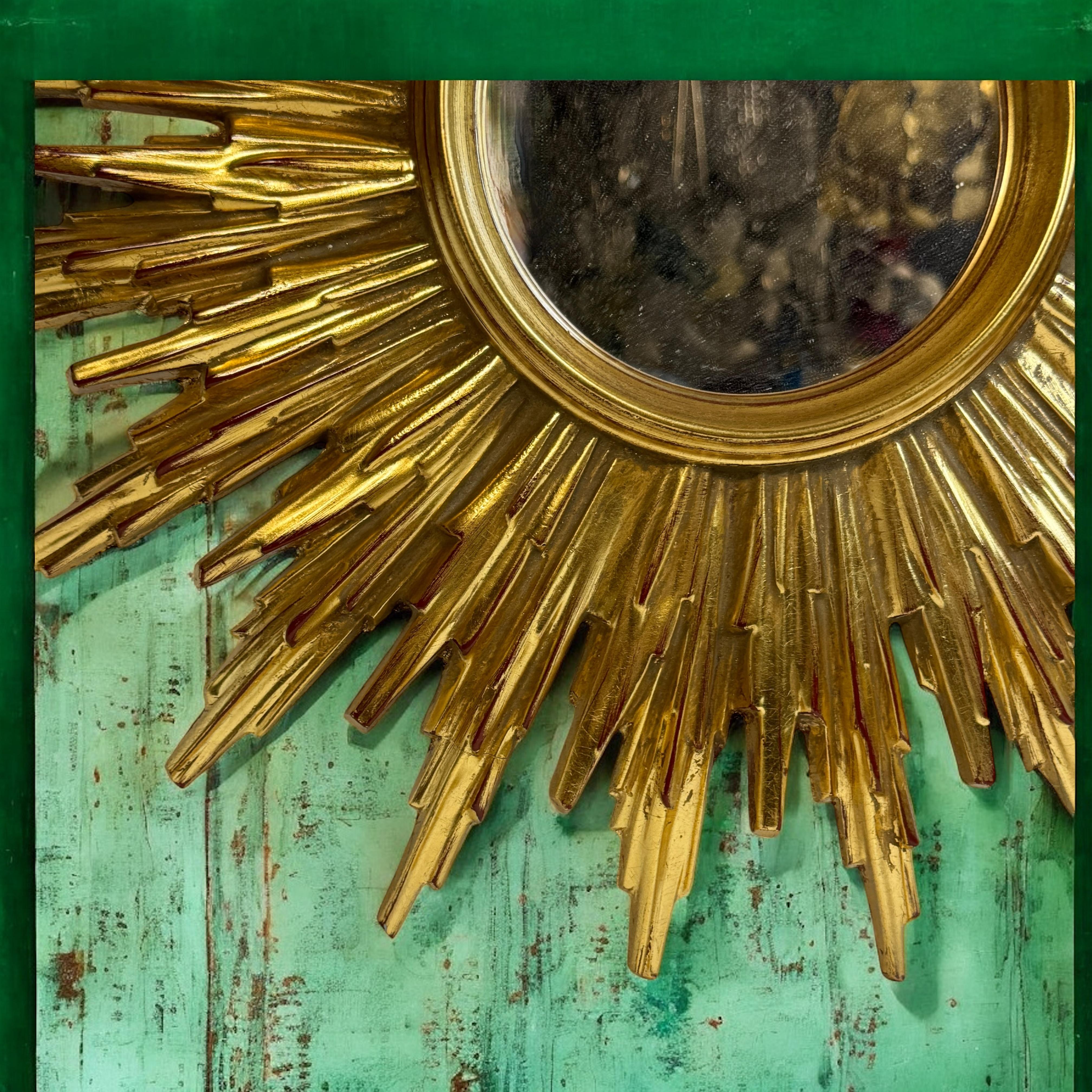 Beautiful Gilded Starburst Sunburst Mirror circa 1980s Made in Belgium For Sale 5