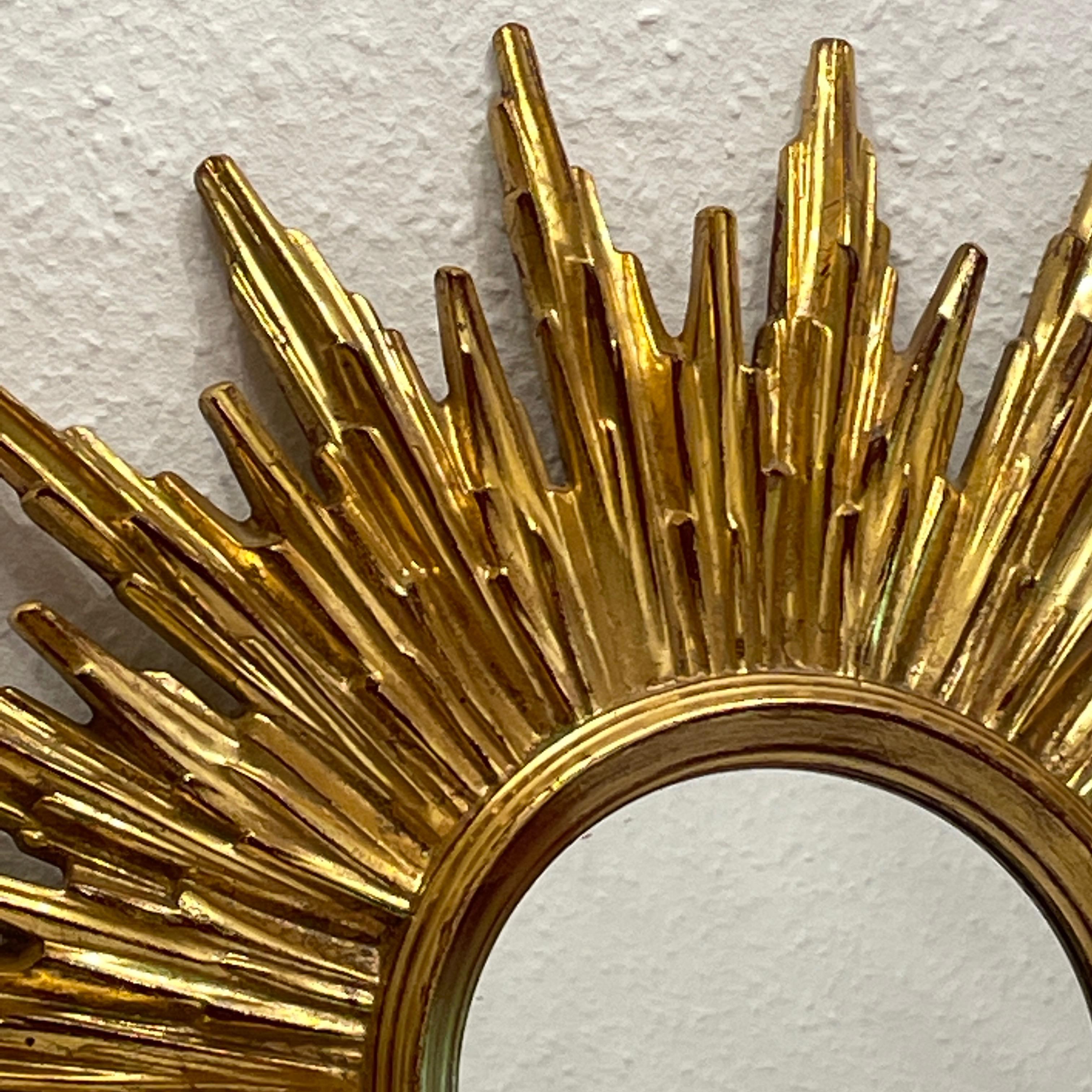 Late 20th Century Beautiful Gilded Starburst Sunburst Mirror circa 1980s Made in Belgium