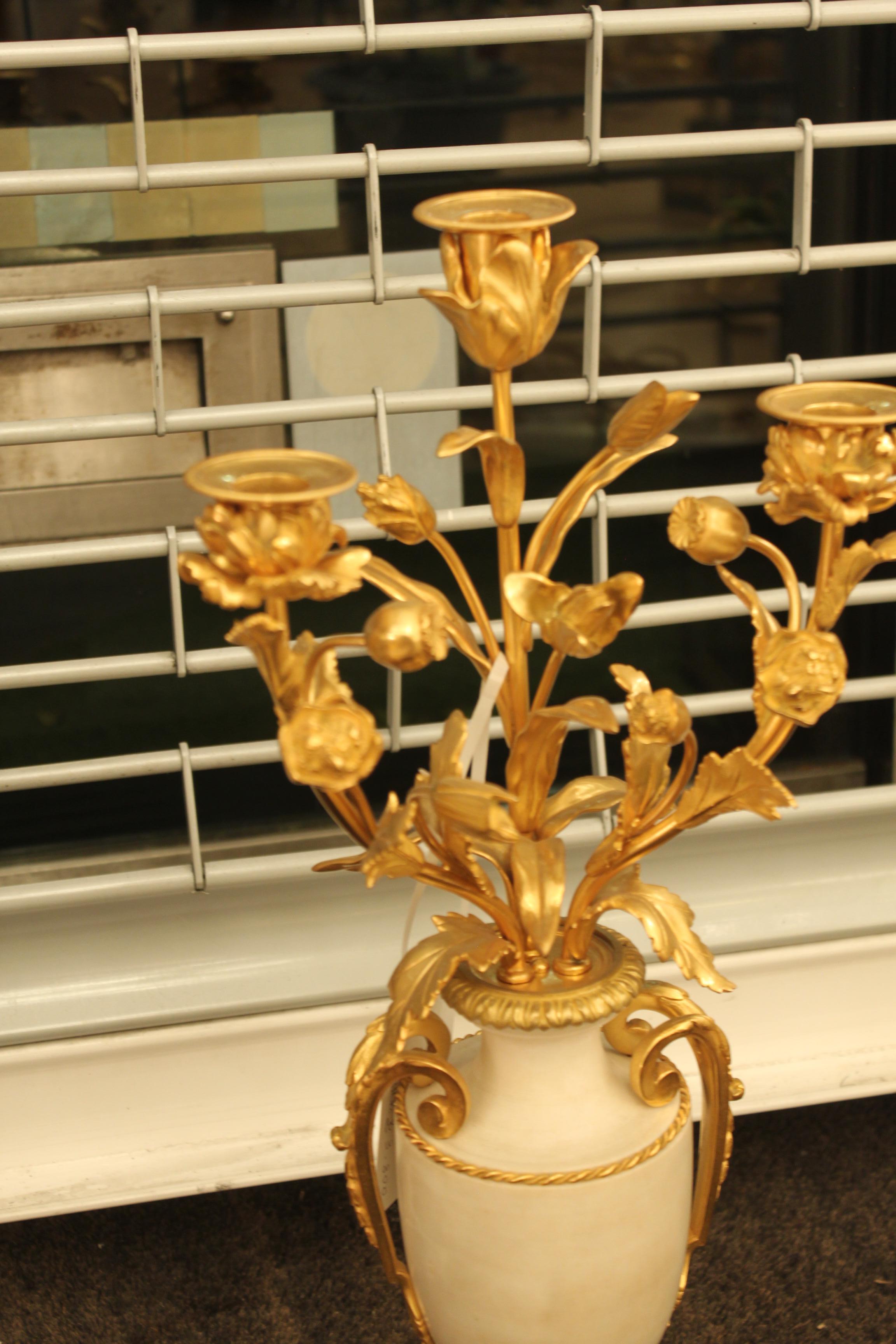 Beautiful Gilt Bronze and White Marble Table Lamps For Sale 6