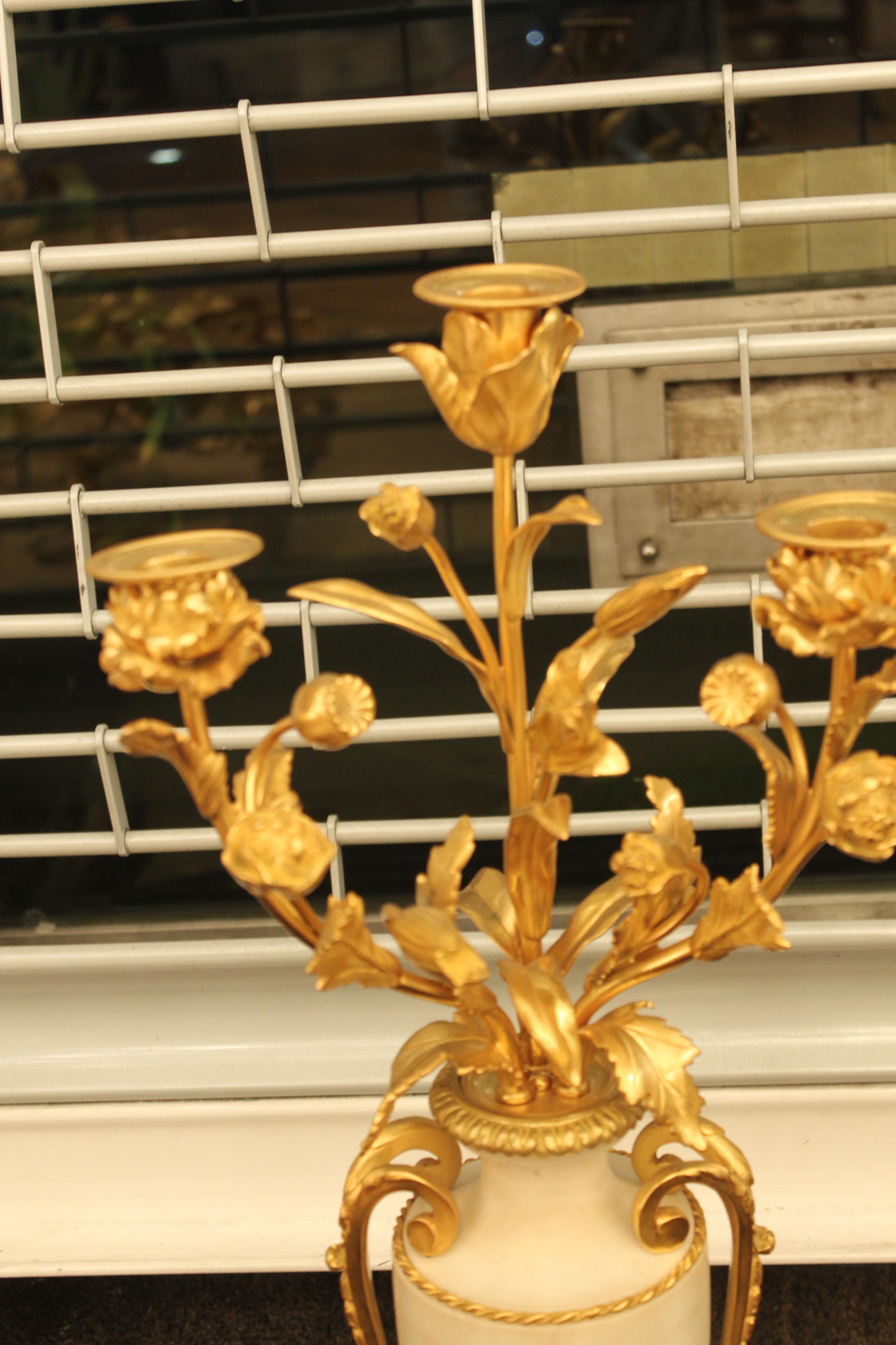 Beautiful Gilt Bronze and White Marble Table Lamps For Sale 7