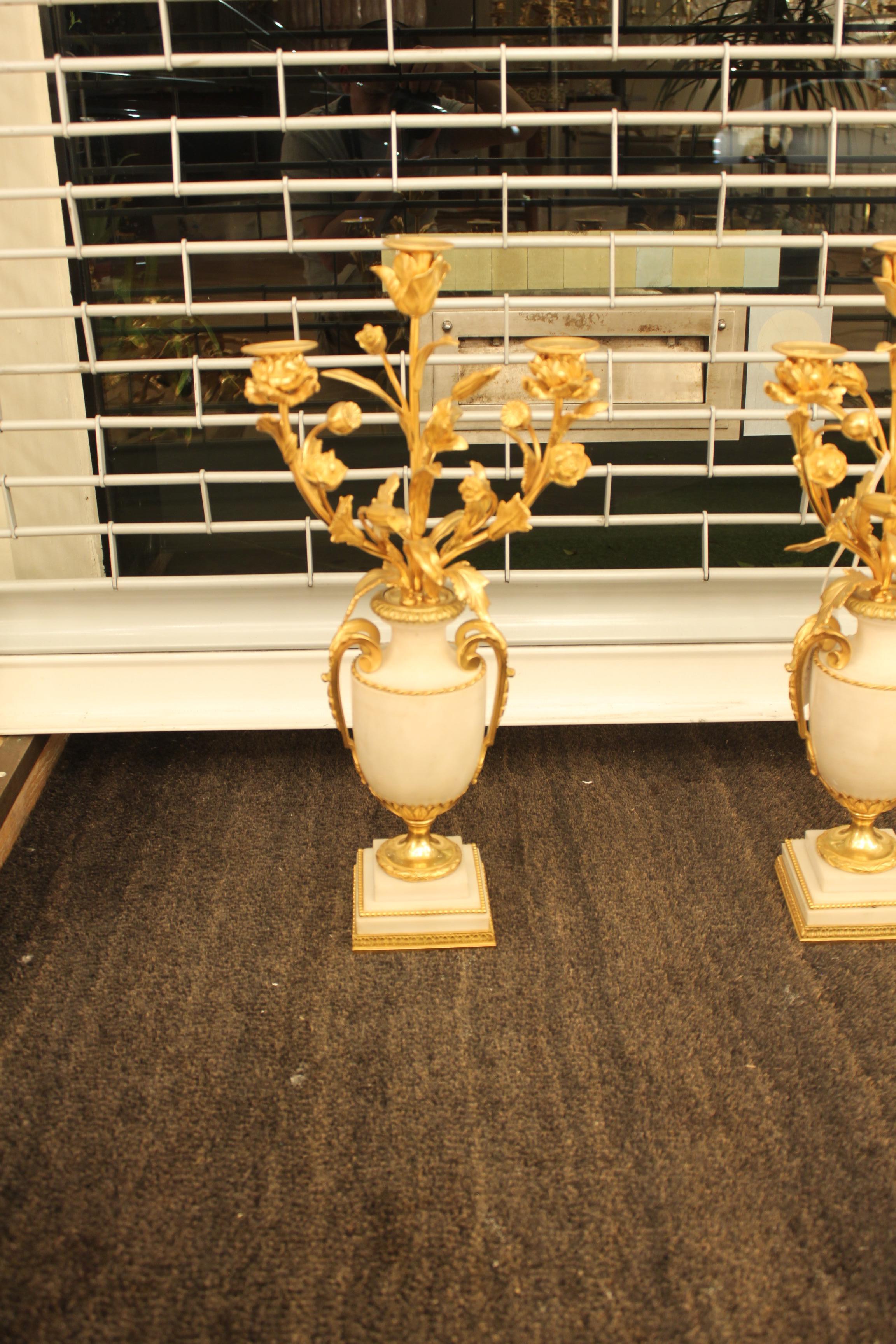 Beautiful Gilt Bronze and White Marble Table Lamps For Sale 2