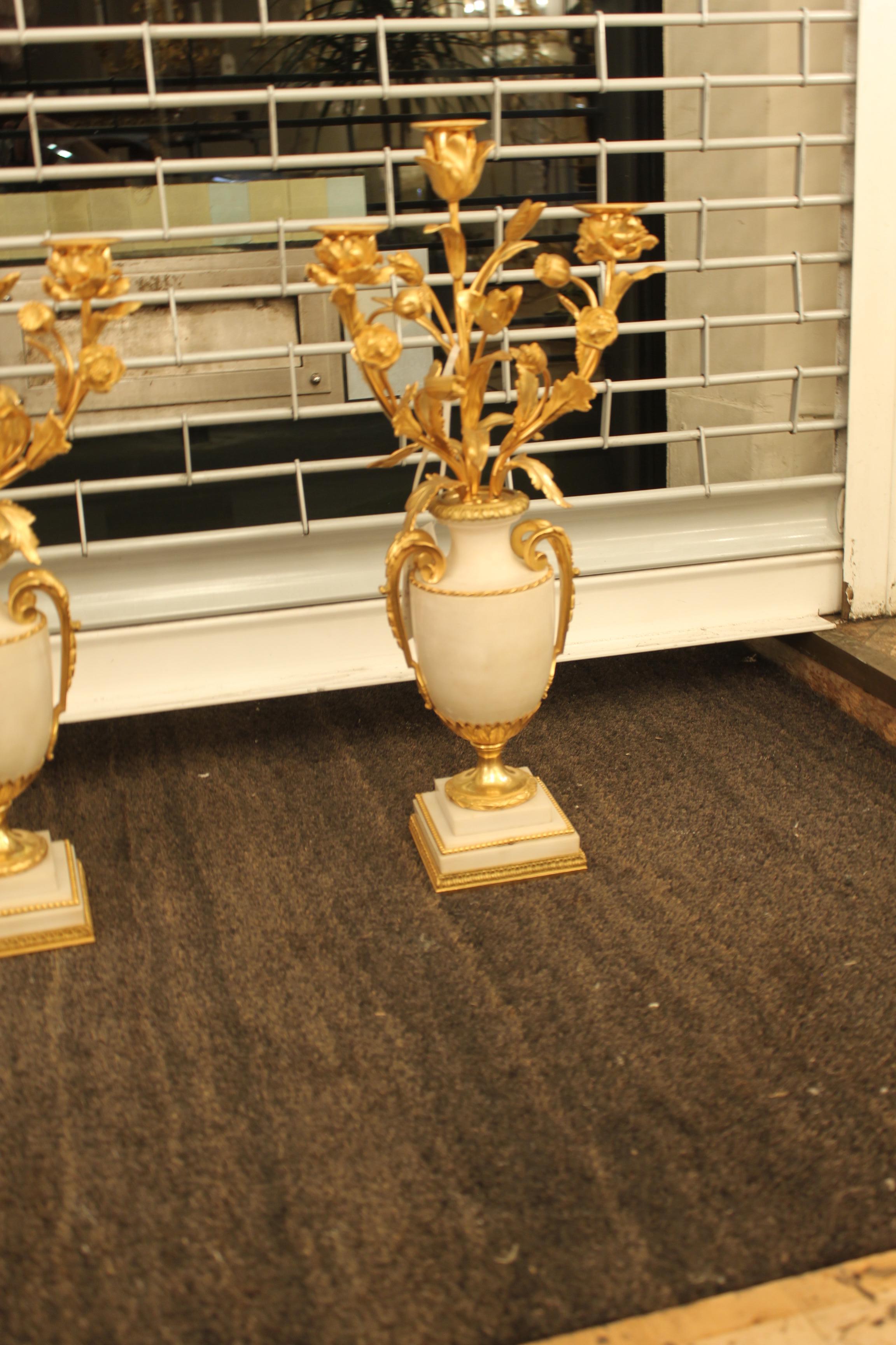Beautiful Gilt Bronze and White Marble Table Lamps For Sale 4