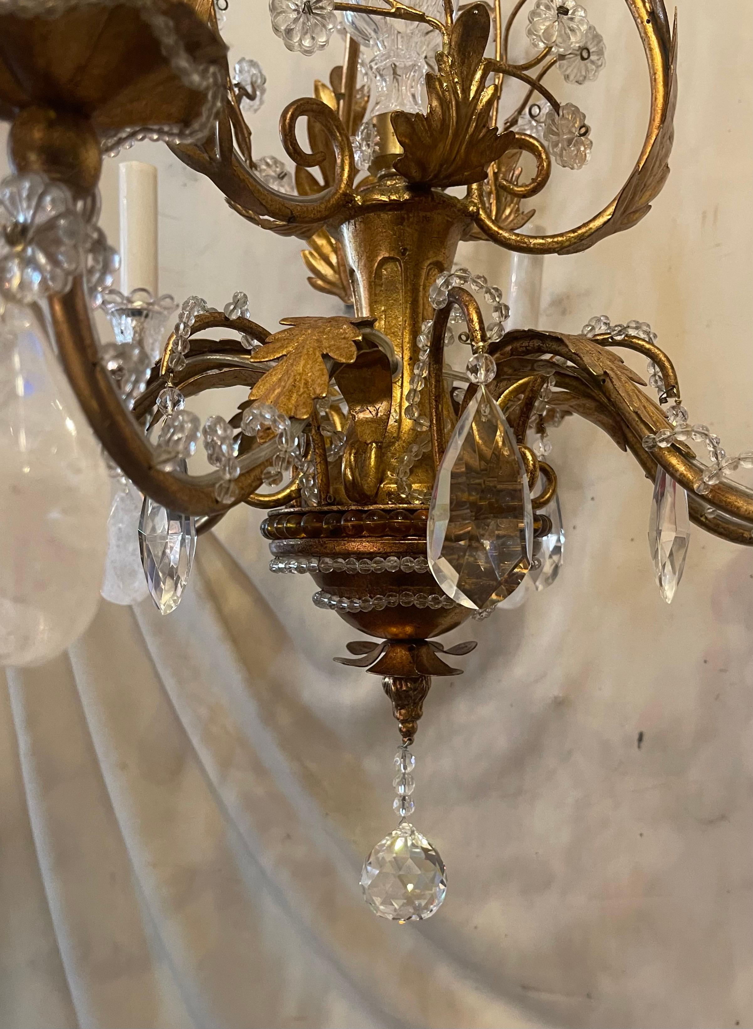 Magnifique lustre en cristal de roche doré à feuilles et fleurs, panier Vaughan Baguès Jansen Bon état - En vente à Roslyn, NY