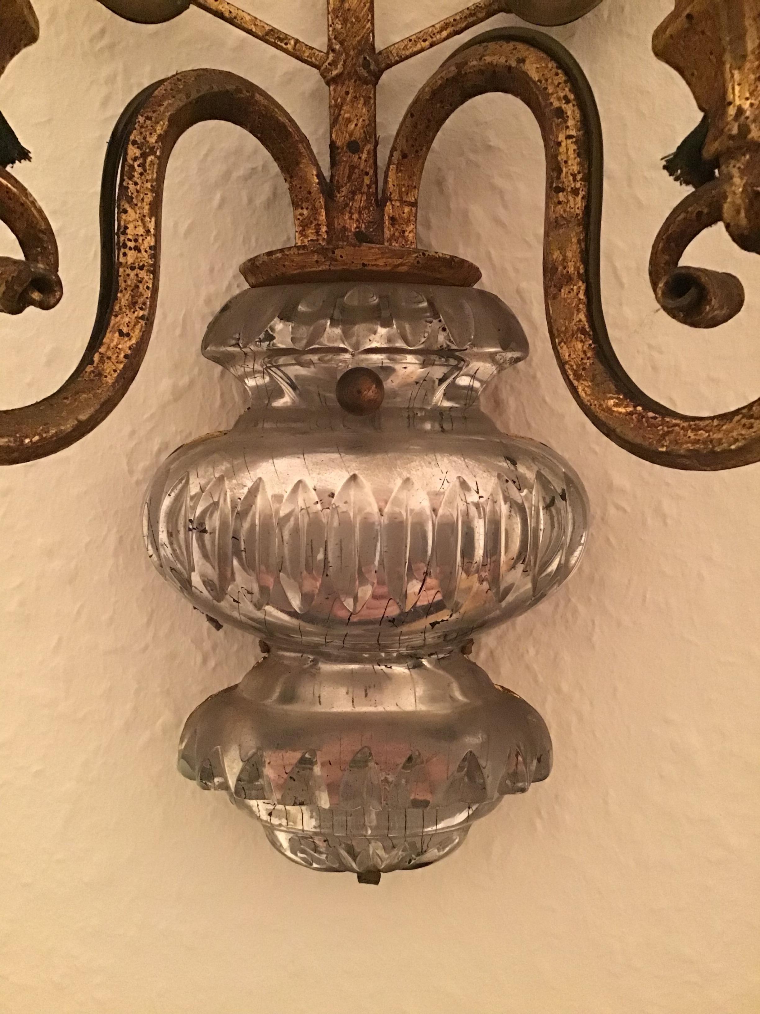 Beautiful gilt iron and crystal wall sconce in the style of Maison Bagues, circa 1940s.
Socket: Each two x Edison (E14) for standard screw bulbs.
Excellent condition.