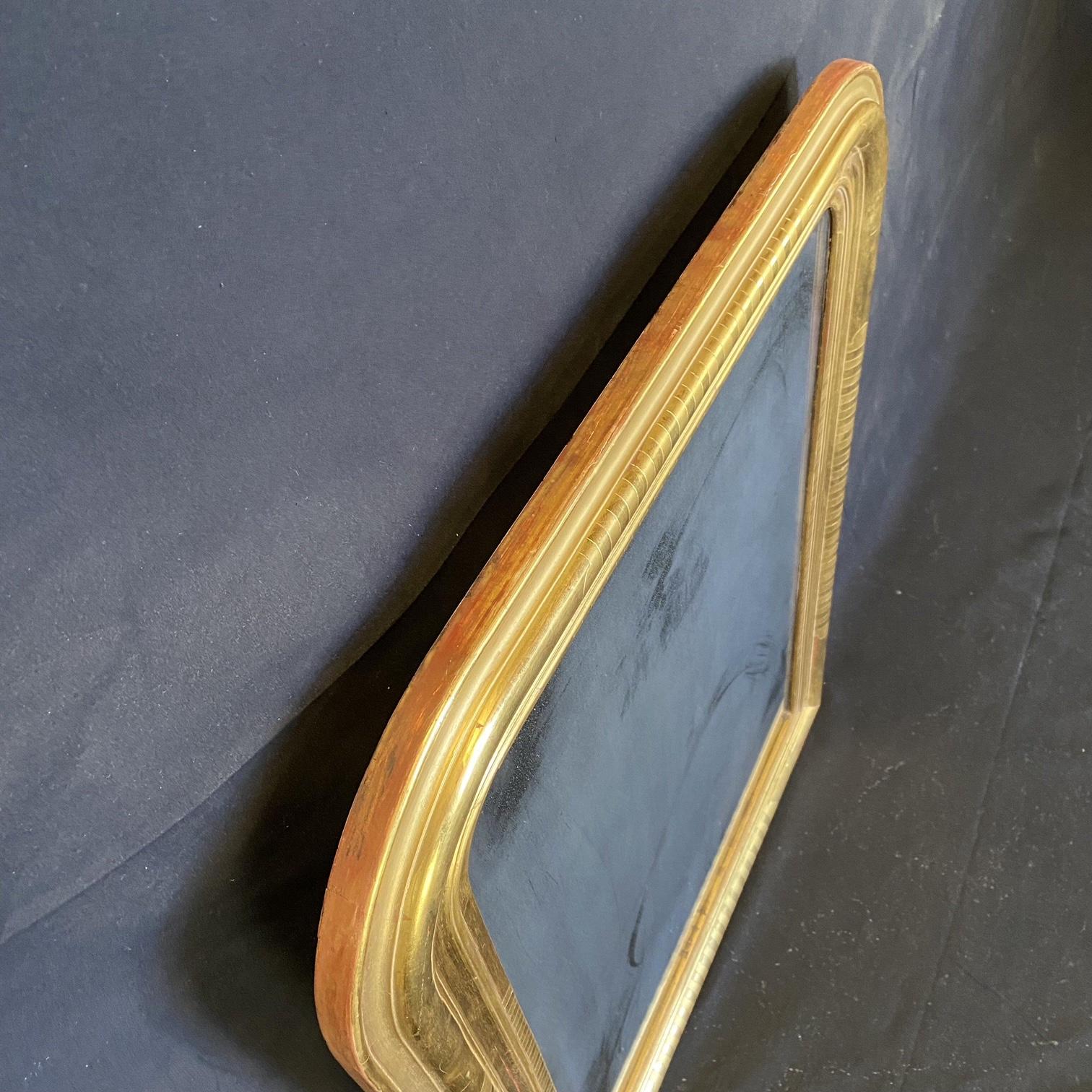 Beautiful Giltwood Louis Philippe French Mirror with Curved Top In Good Condition For Sale In Hopewell, NJ