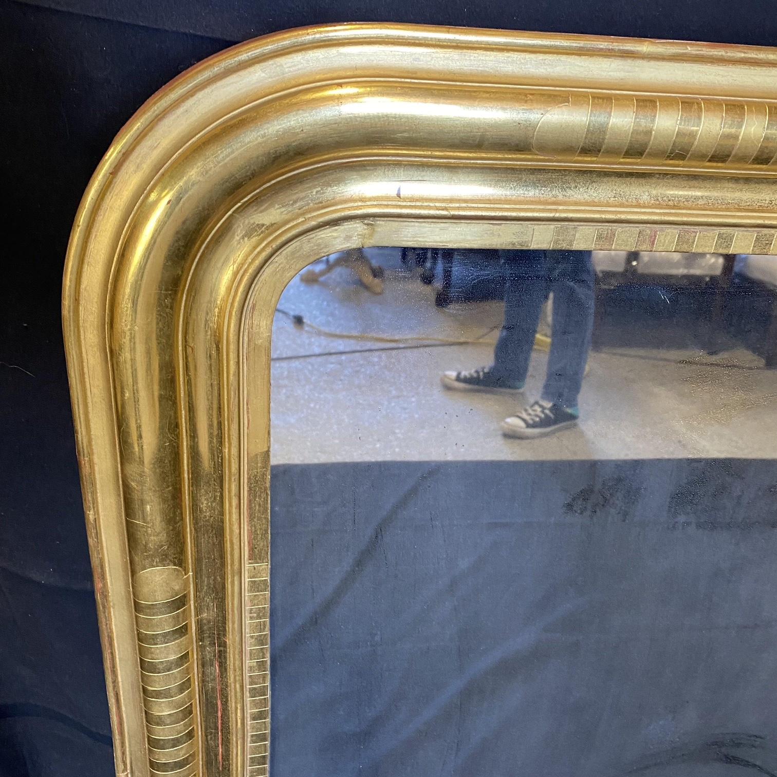 Beautiful Giltwood Louis Philippe French Mirror with Curved Top For Sale 2