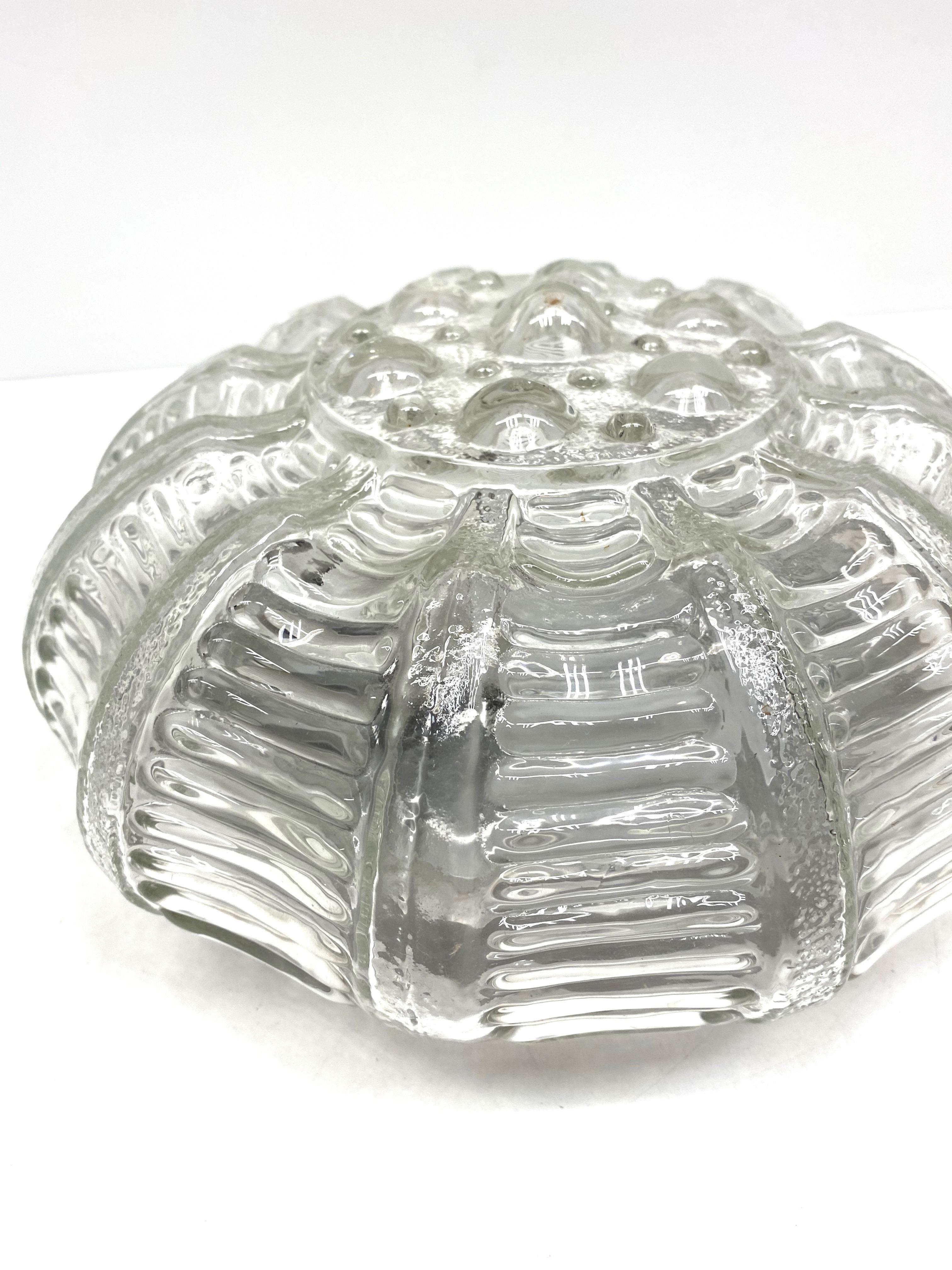 Schöne Einbau-Deckenleuchte aus Glas und Metall, RZB Leuchten, 1970er Jahre (Moderne der Mitte des Jahrhunderts) im Angebot