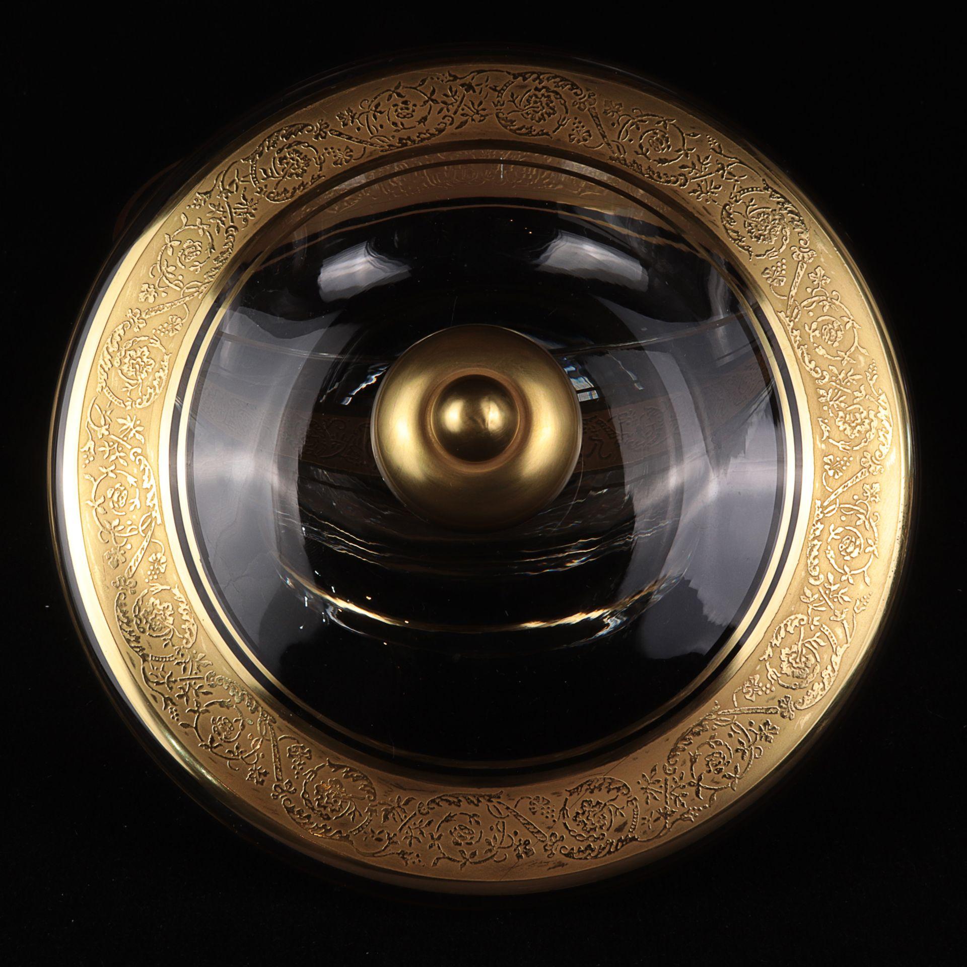 Precioso cuenco de cristal, cuenco para dulces o tartas con borde de oro de 24 quilates, Moser Glass Carlsbad Regencia de Hollywood en venta