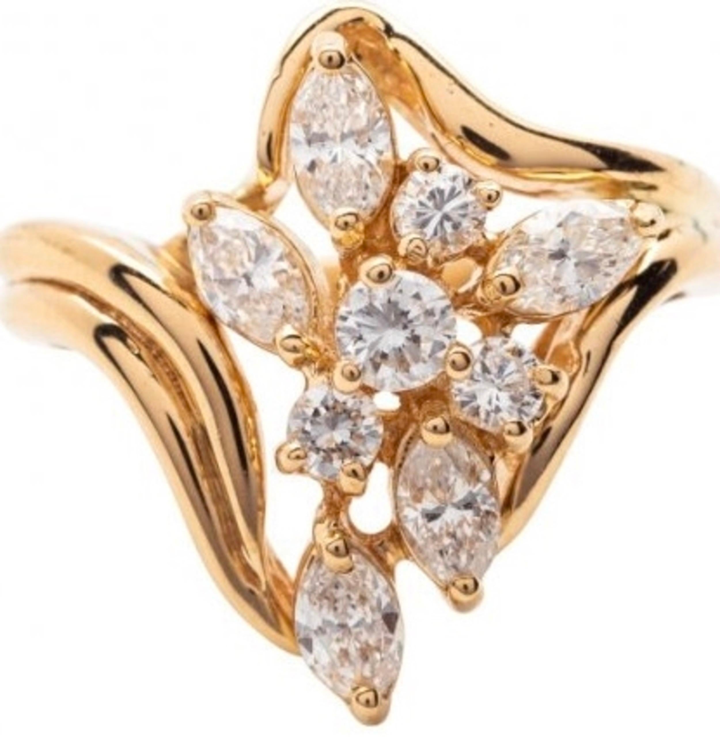 Ring aus wunderschönem Gold und Diamanten, signiert Trev für Damen oder Herren im Angebot