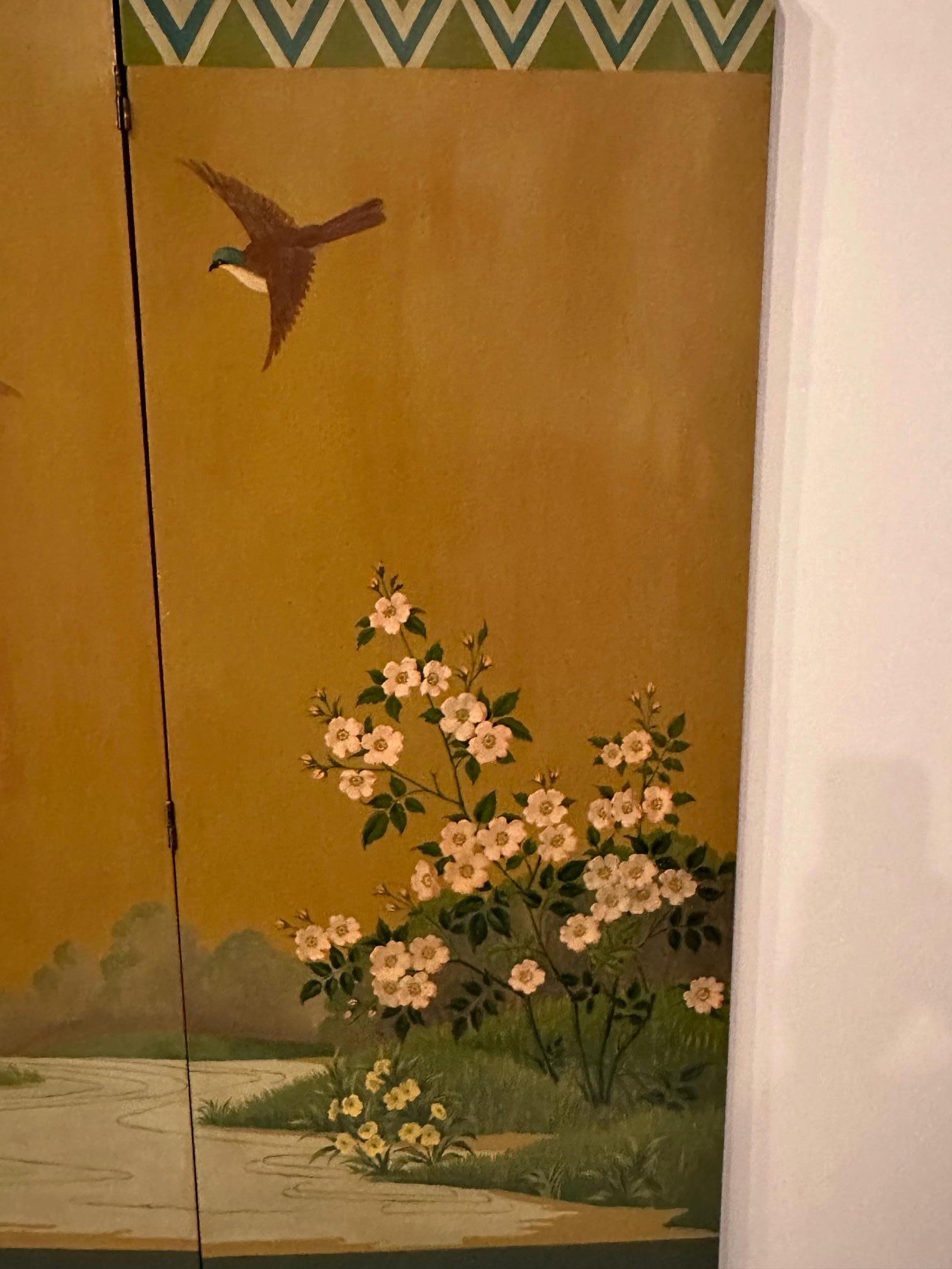 Beautiful Graduated 3 Panel Hand Painted Screen with Asian Motif For Sale 4