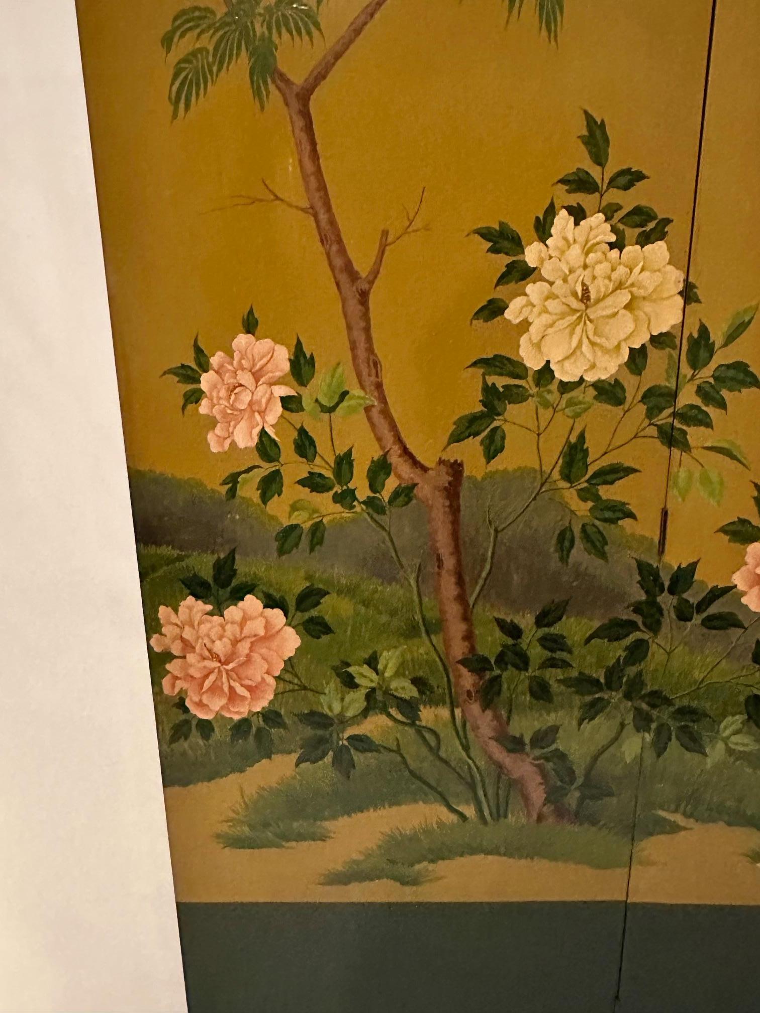 Beautiful Graduated 3 Panel Hand Painted Screen with Asian Motif For Sale 11