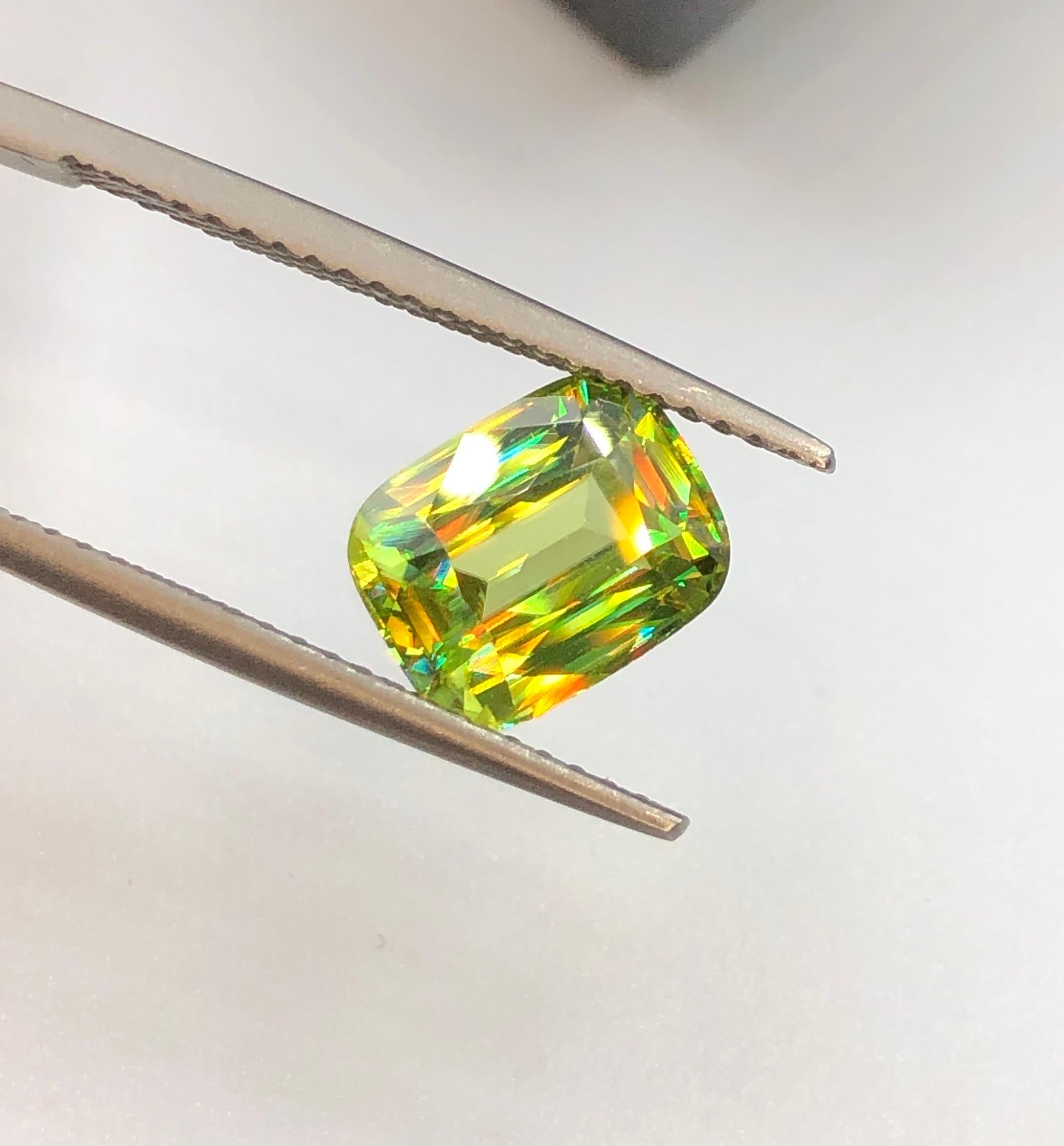 Bellissimo cuscino a gradini Greene & Greene 2,60 ct in vendita 1