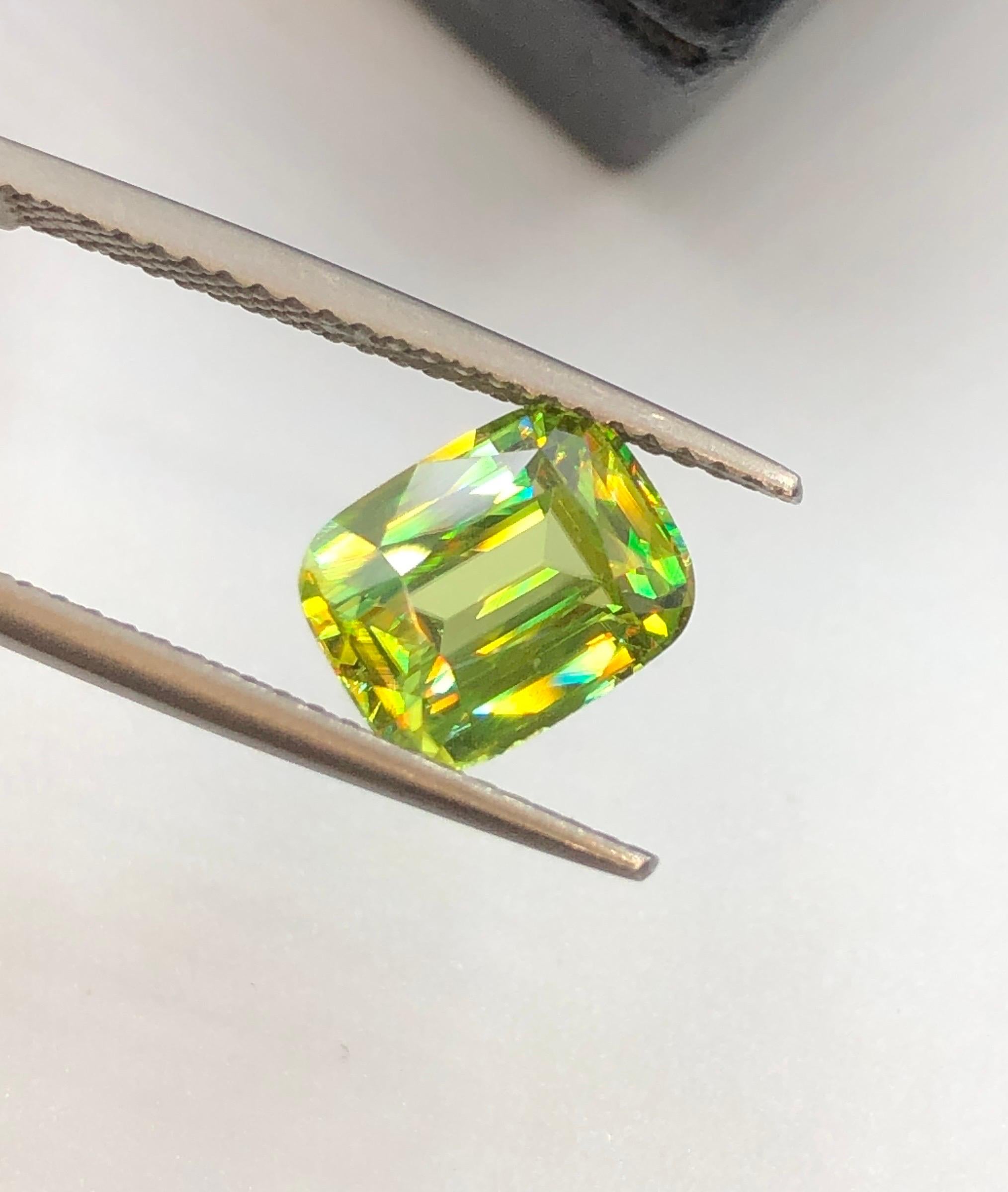 Bellissimo cuscino a gradini Greene & Greene 2,60 ct in vendita 2