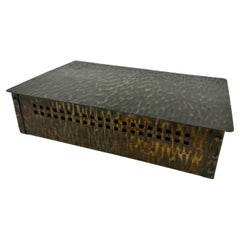 Preciosa caja humidificador de puros artesanal Catchall Antique Austria, 1910s