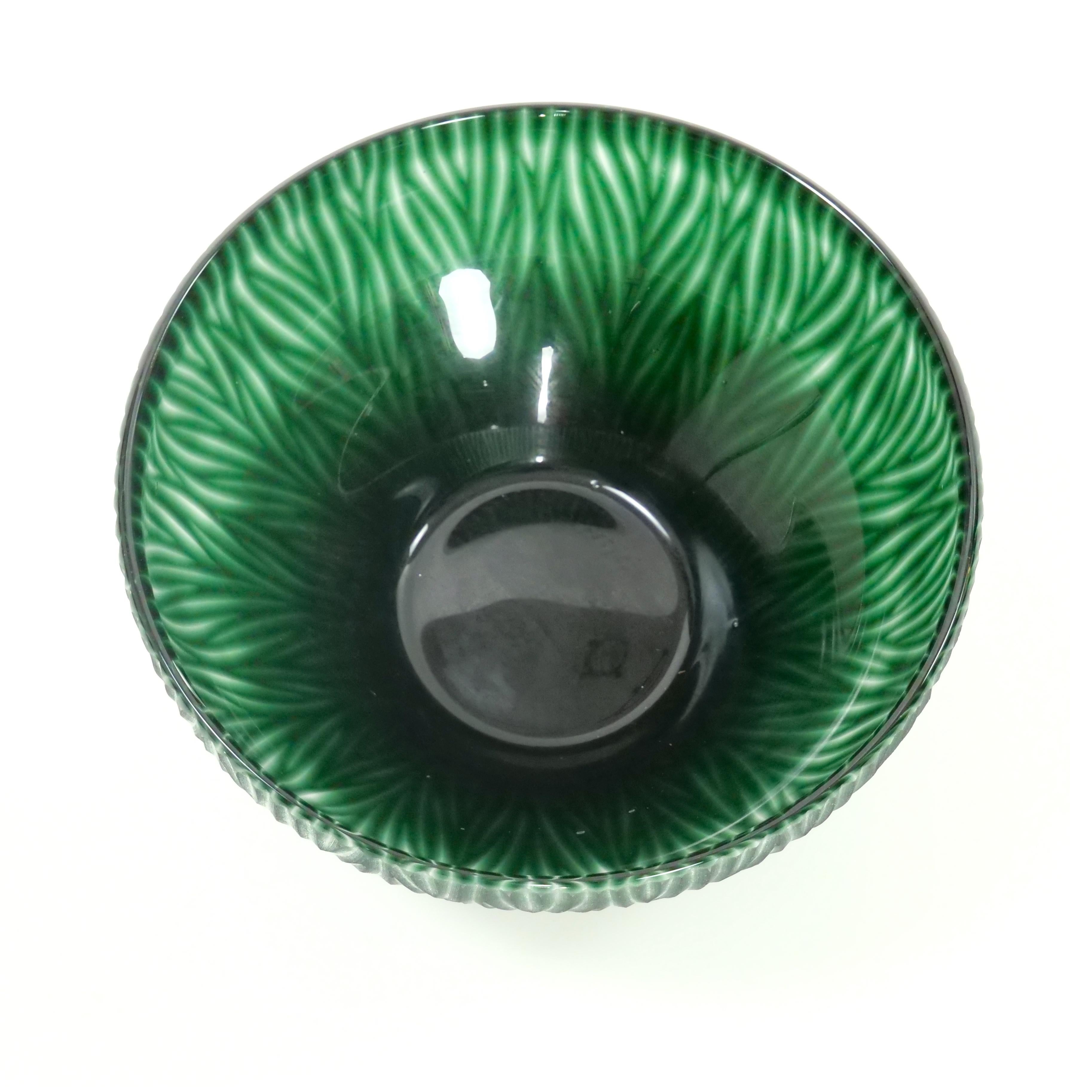 Arts and Crafts Beautiful Hand Crafted Mouth Blown Murano Glass Centerpiece Bowl  For Sale