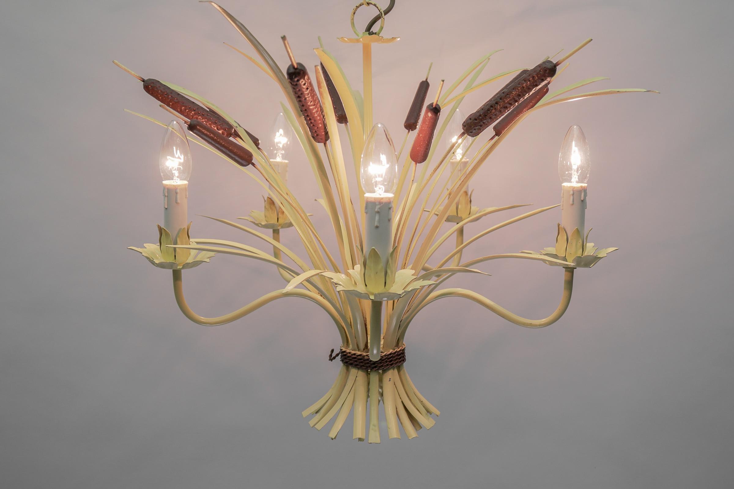 Beautiful Hand Painted Wheat Sheaf Hanging Lamp, 1960s, Italy For Sale 2