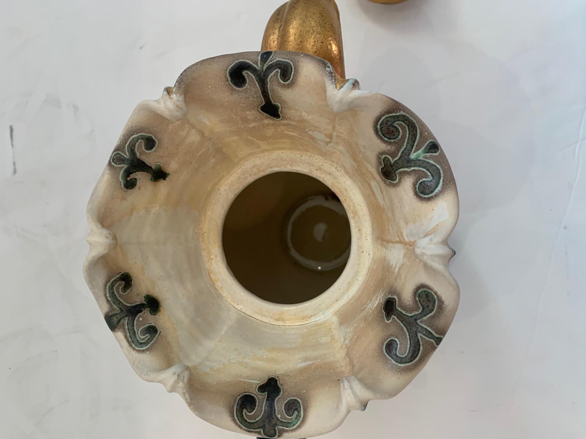 American Beautiful Handmade Pottery by Julia Galloway