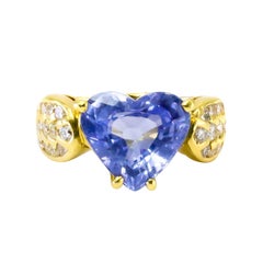 Beautiful Heart Sapphire Ring