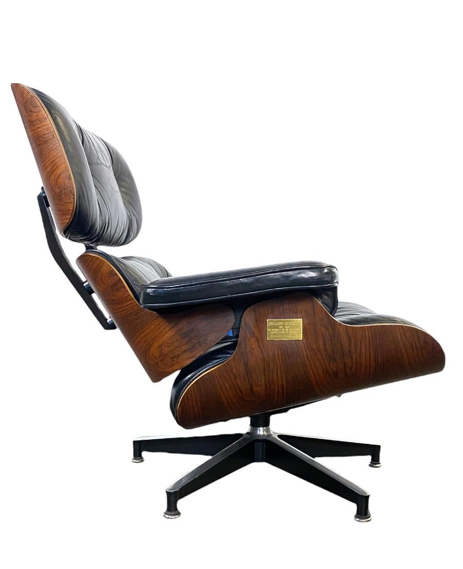 Beautiful Herman Miller Eames Lounge Chair and Ottoman 2