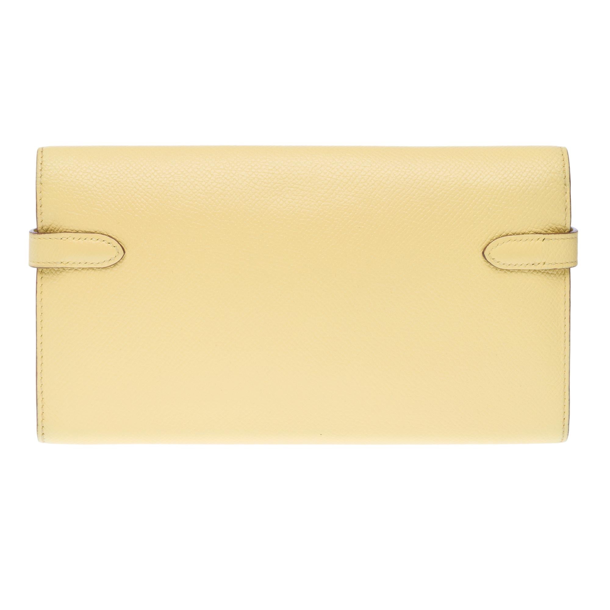 Magnifique portefeuille Kelly Hermès en cuir de veau Poussin Epsom jaune, GHW Bon état - En vente à Paris, IDF
