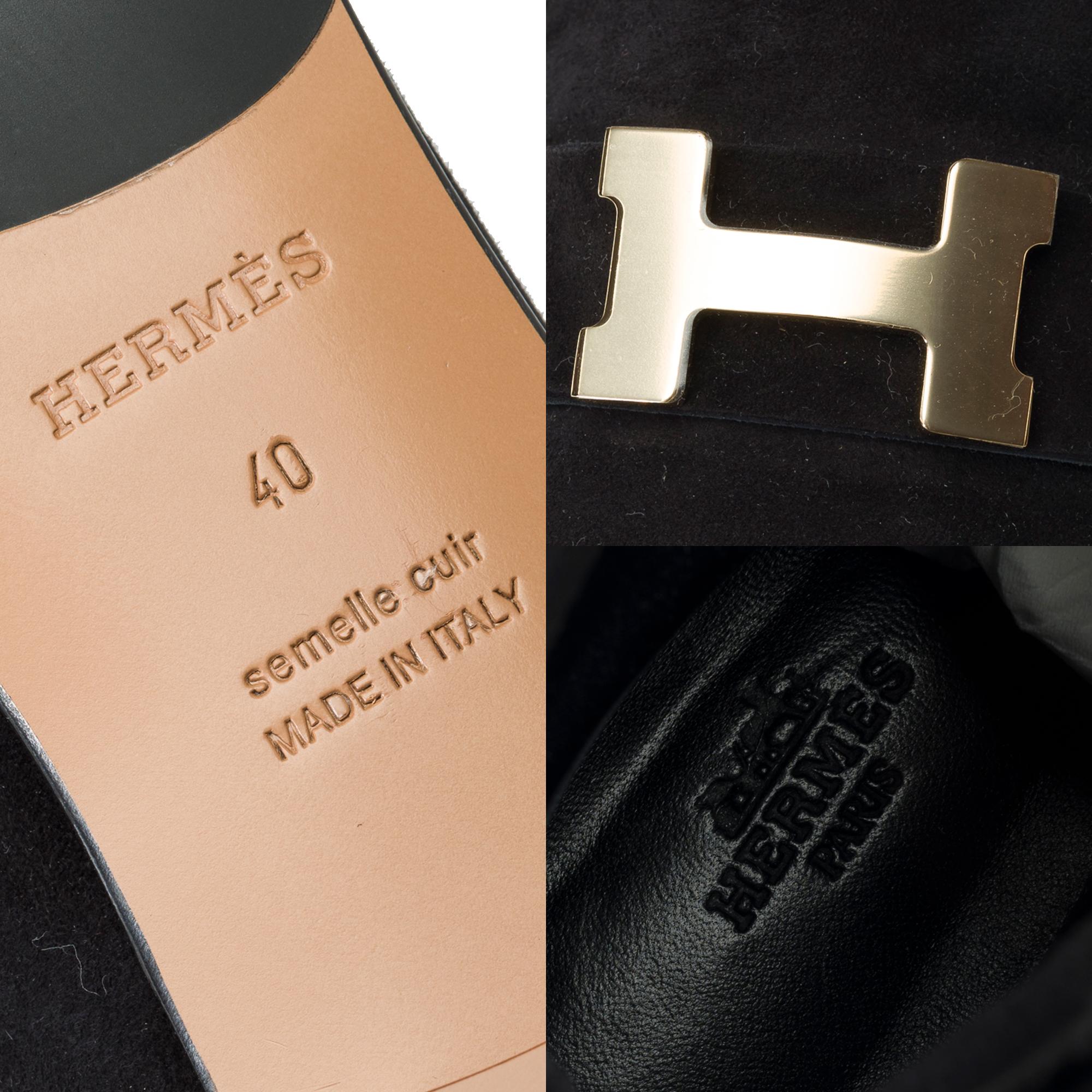 Beautiful Hermès Saint Honoré Buckle H Ankle boots in black suede 2