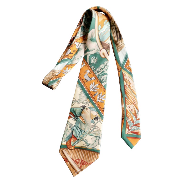 Hermès: Cravate Soie, Motif Moutons, Gris