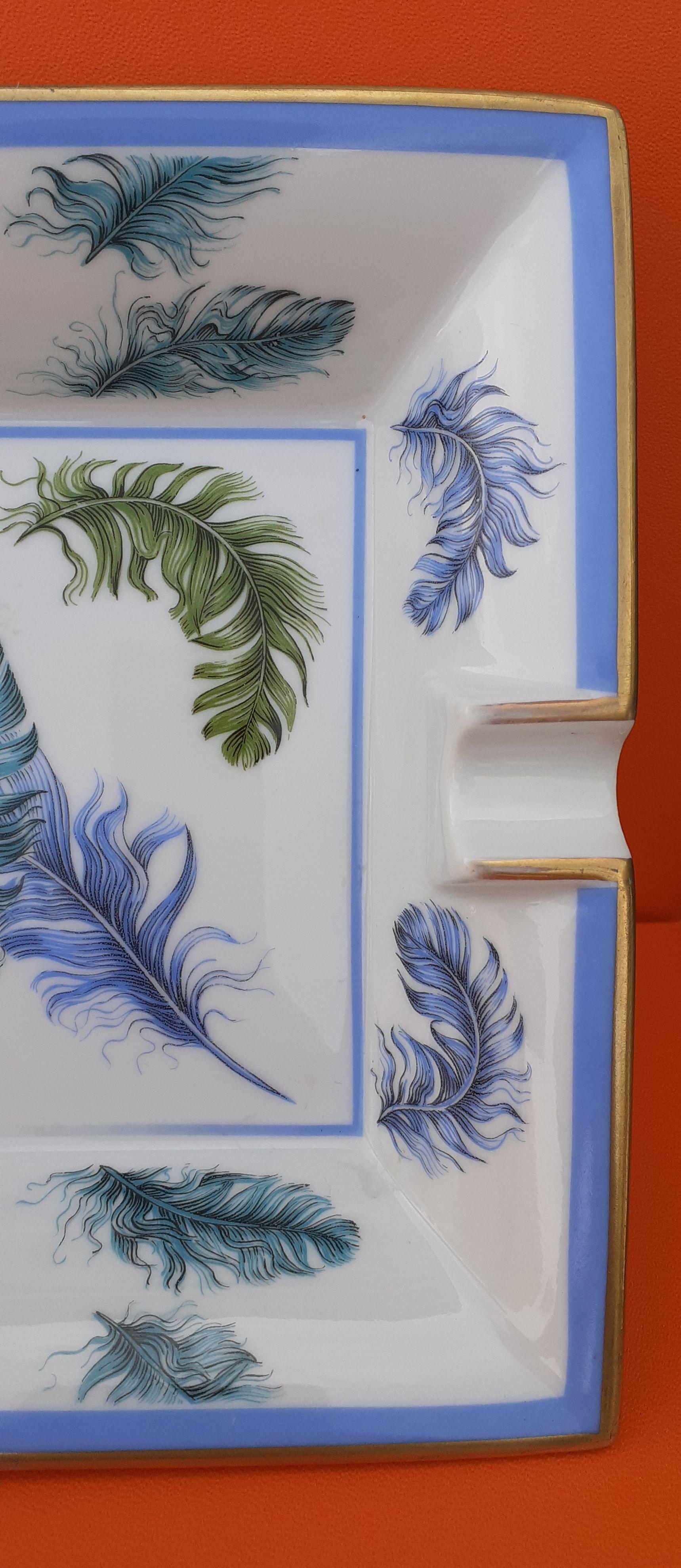 Beautiful Hermès Vintage Ashtray Change Tray Feathers In Good Condition For Sale In ., FR