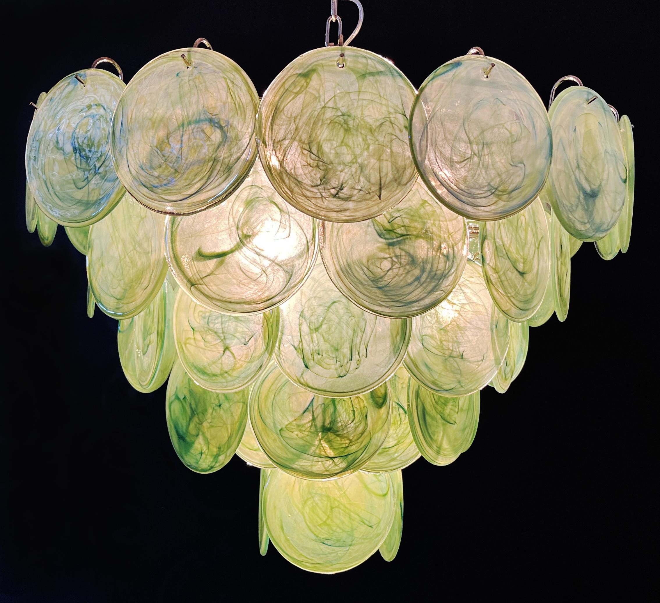 20th Century Beautiful High quality Murano chandelier - 57 green alabaster iridescent For Sale