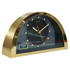 Magnifique horloge de table en laiton Hollywood Regency par Seiko Japan, années 1980