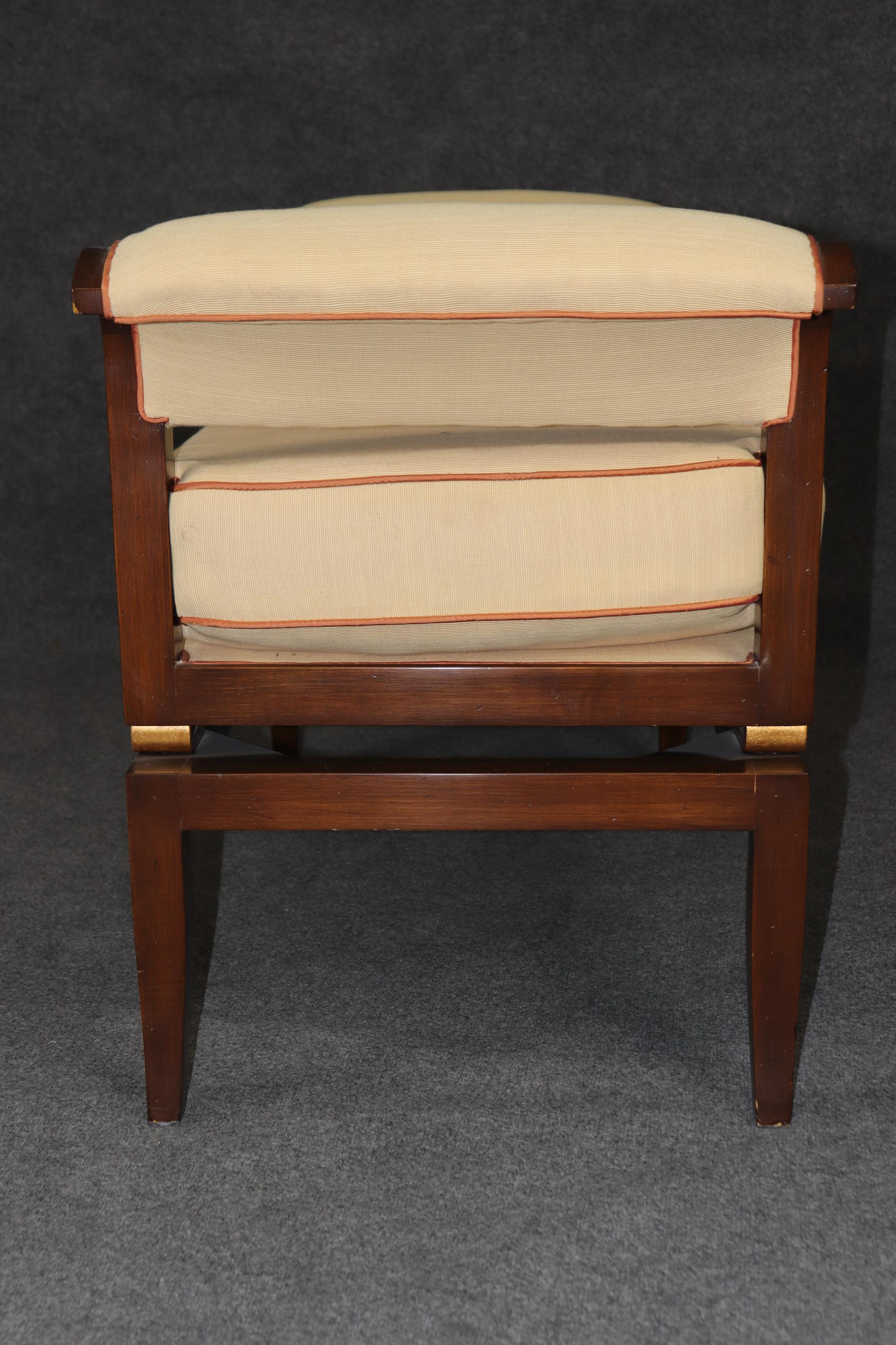 Beautiful Hollywood Regency Gold Leaf Gilt and Solid Cherry Window Bench For Sale 2