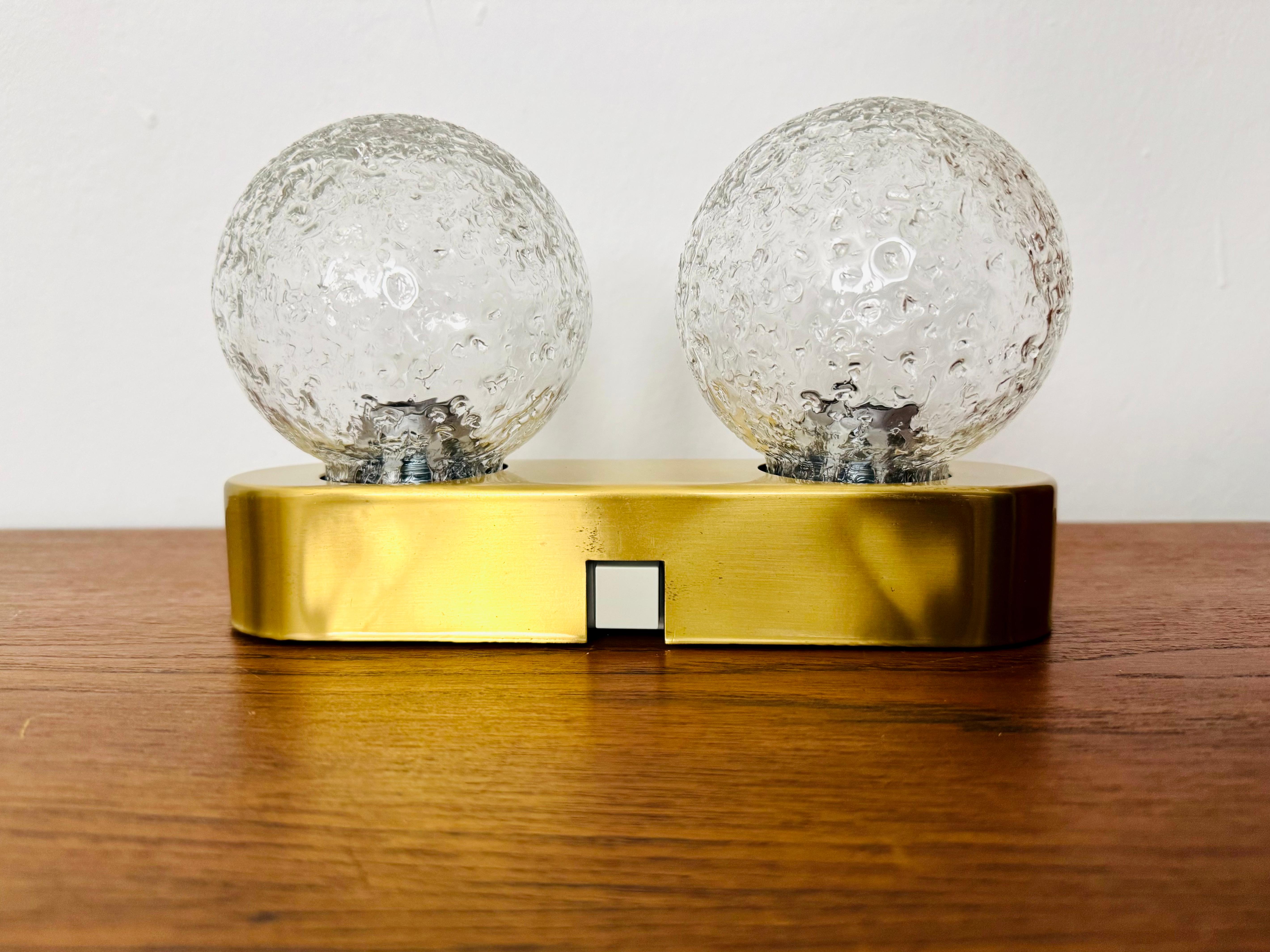 Precioso aplique de cristal Ice de Doria en venta 5