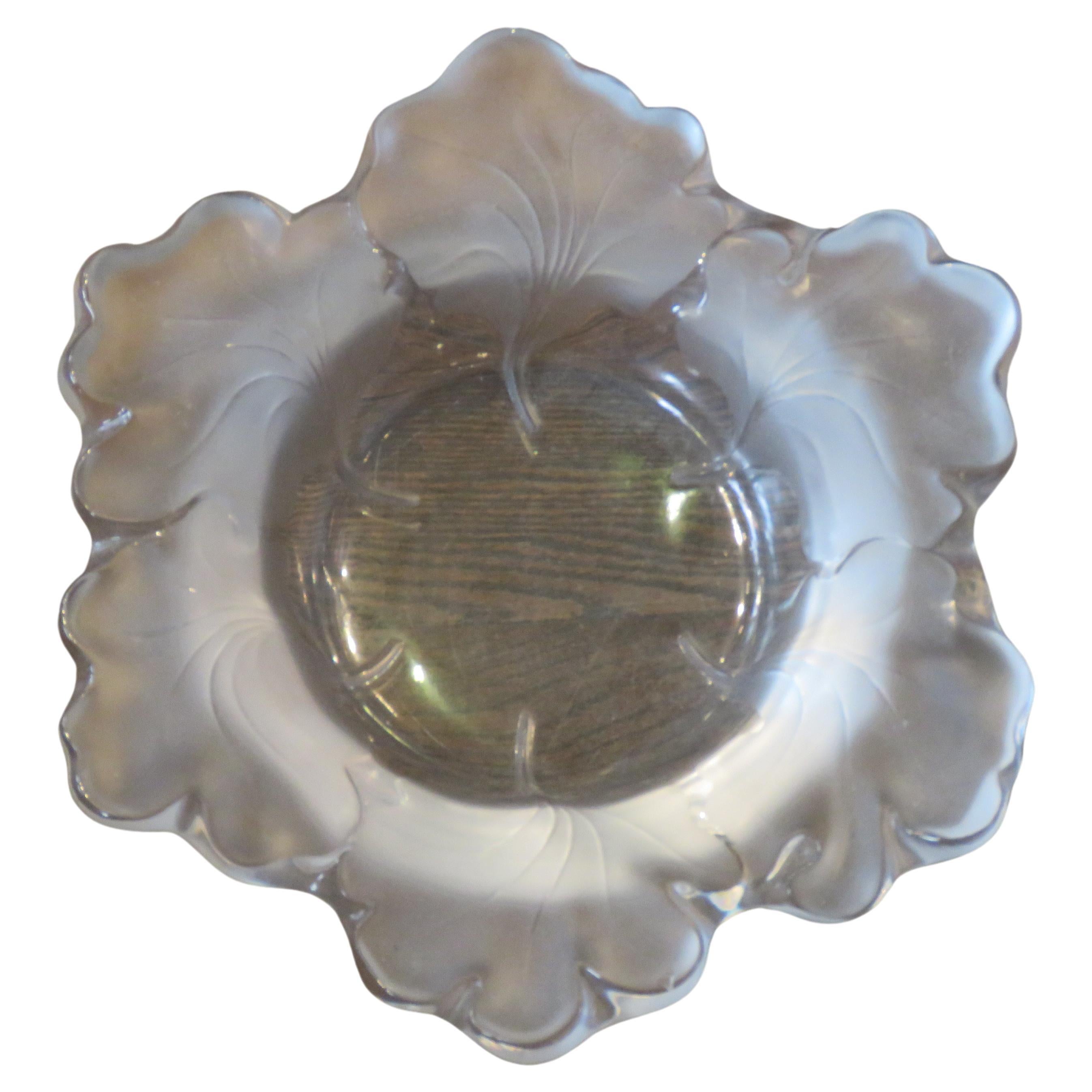Beautiful Important Estate Large Lalique France Leaf Etched Centerpiece Bowl