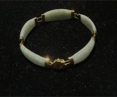 Beautiful Important Estate Natural Hong Kong Green Jade 14KT Gold Bracelet