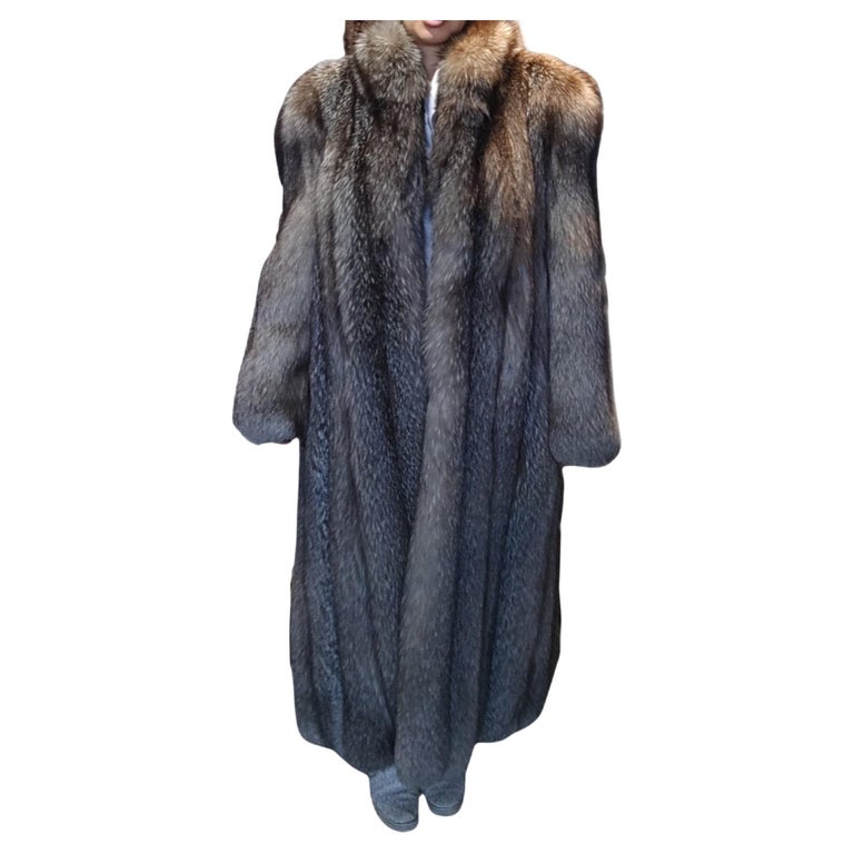 Beautiful Indigo Silver Fox Fur Coat (size 8/S)