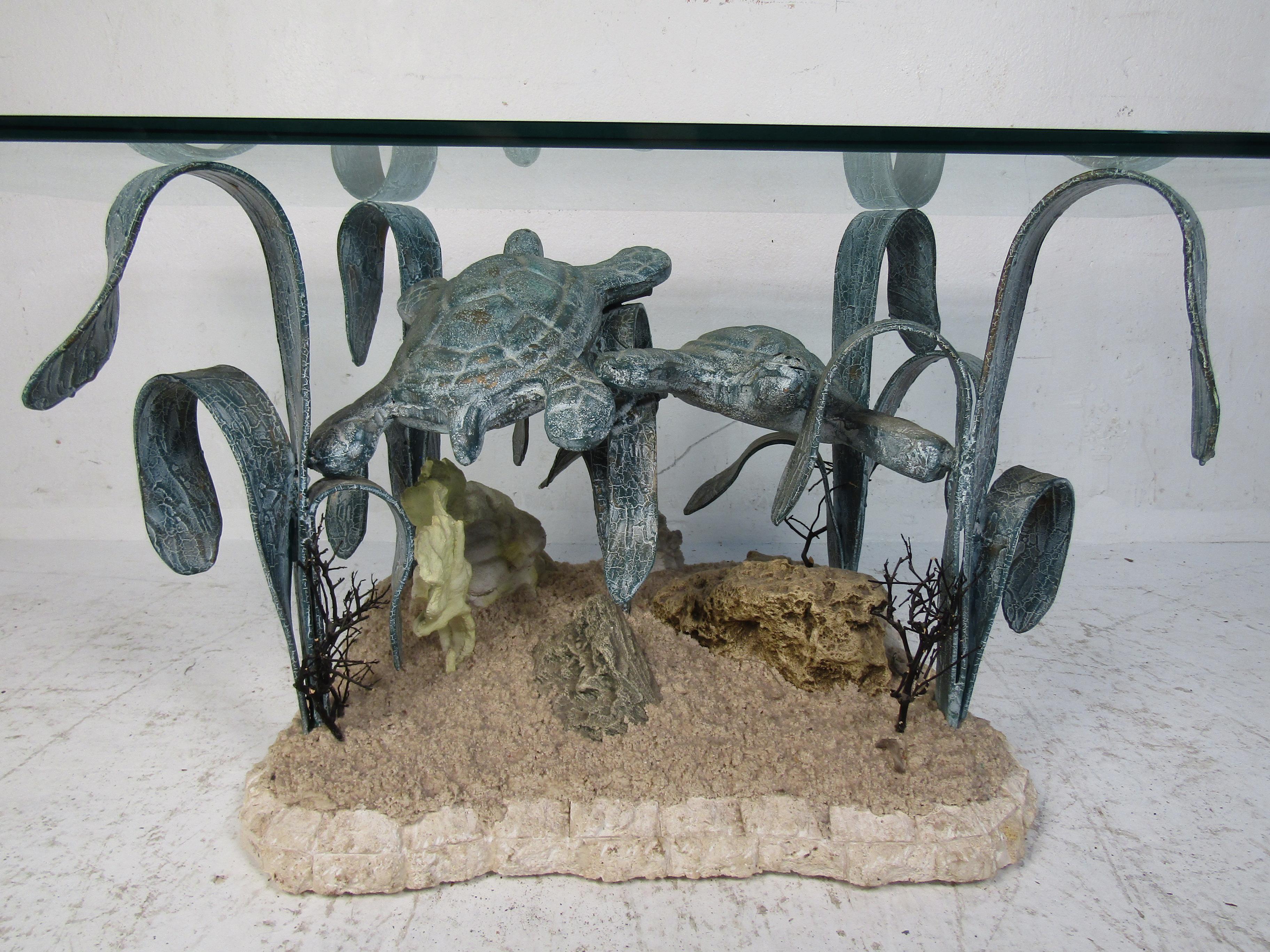 Beautiful Iron Turtle Reef Coffee Table In Good Condition In Brooklyn, NY