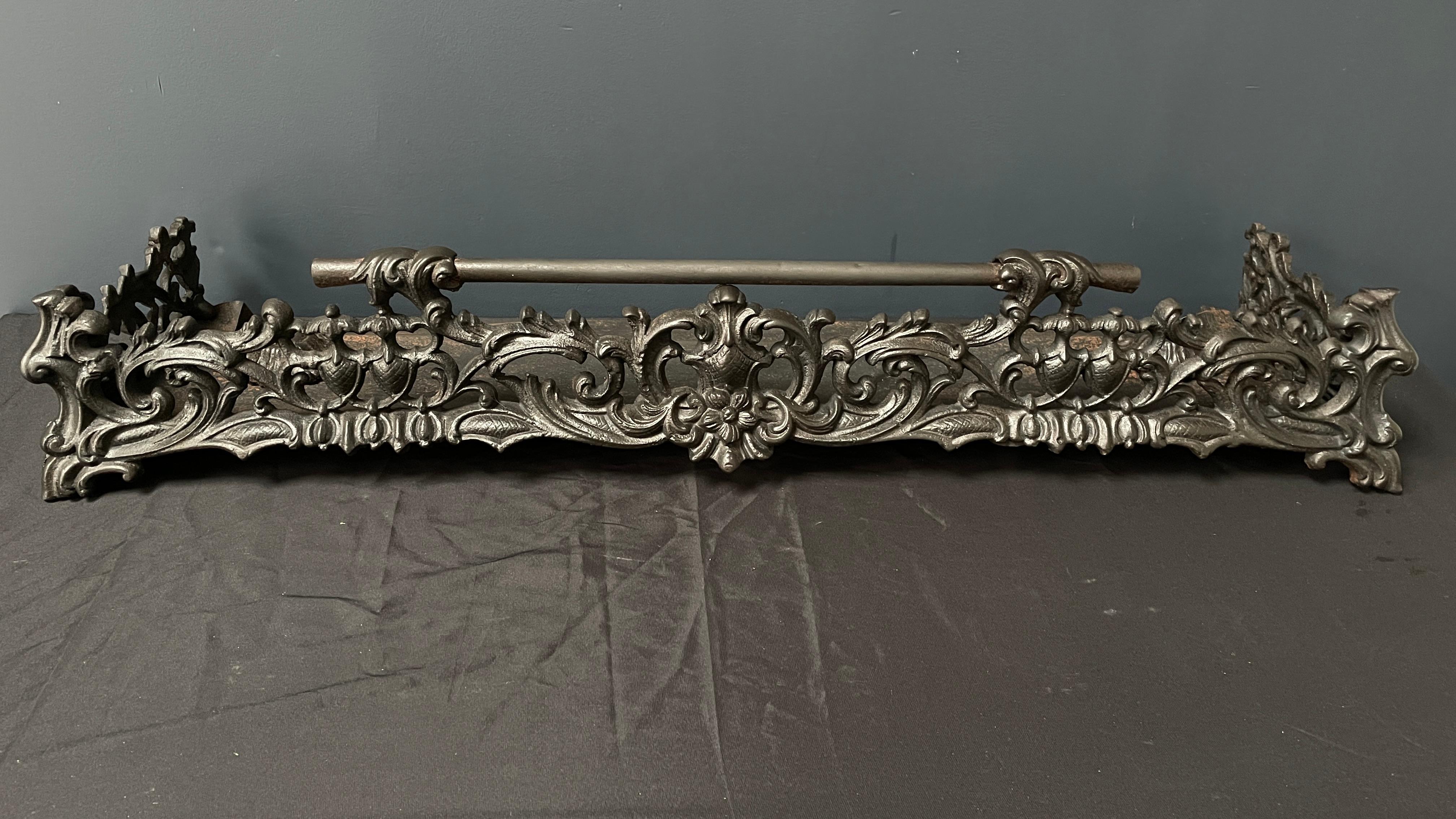 Beautiful iron antique french fireplace fender. The item is in good condition.